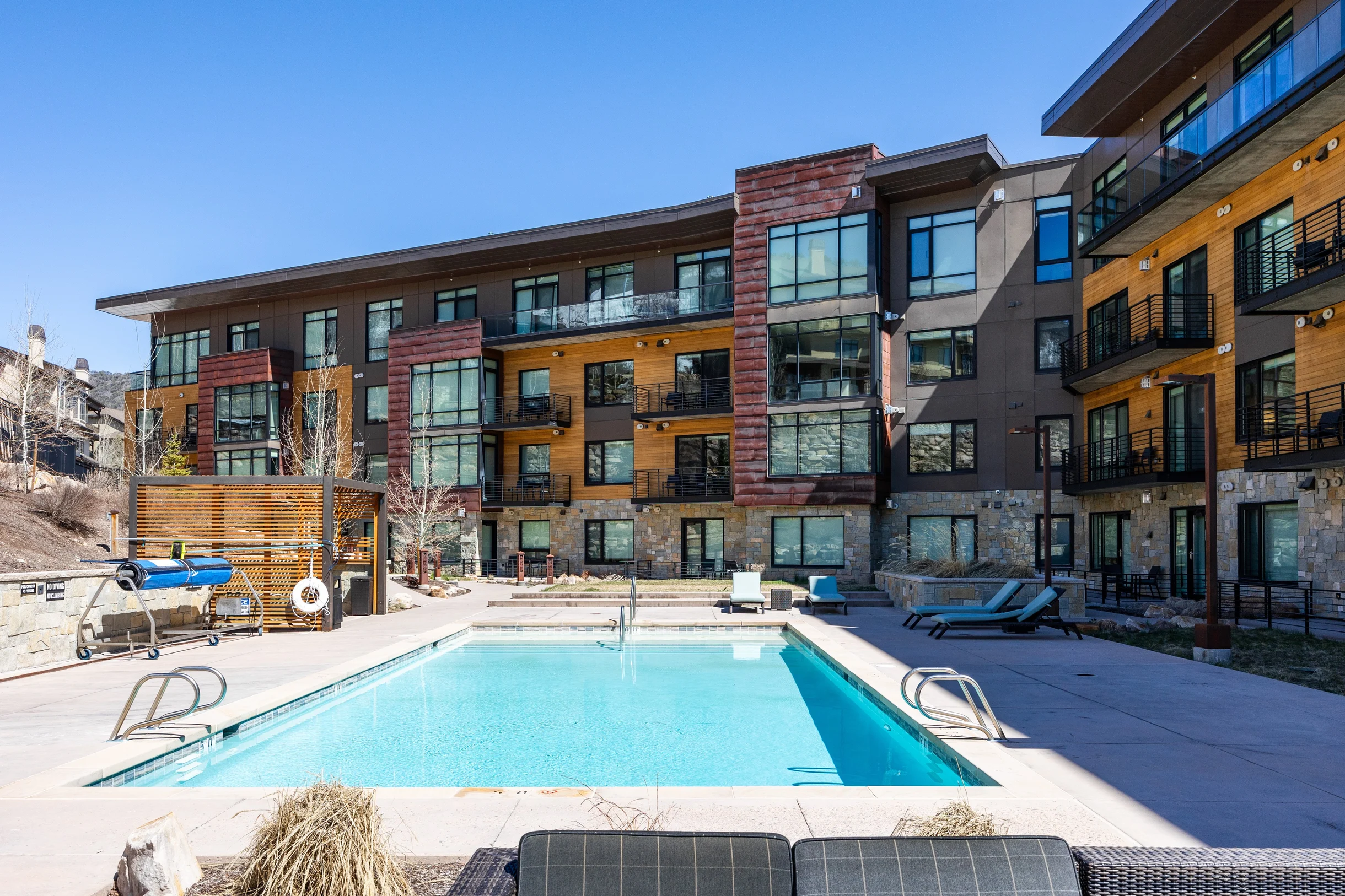 Wander Park City Glow #103