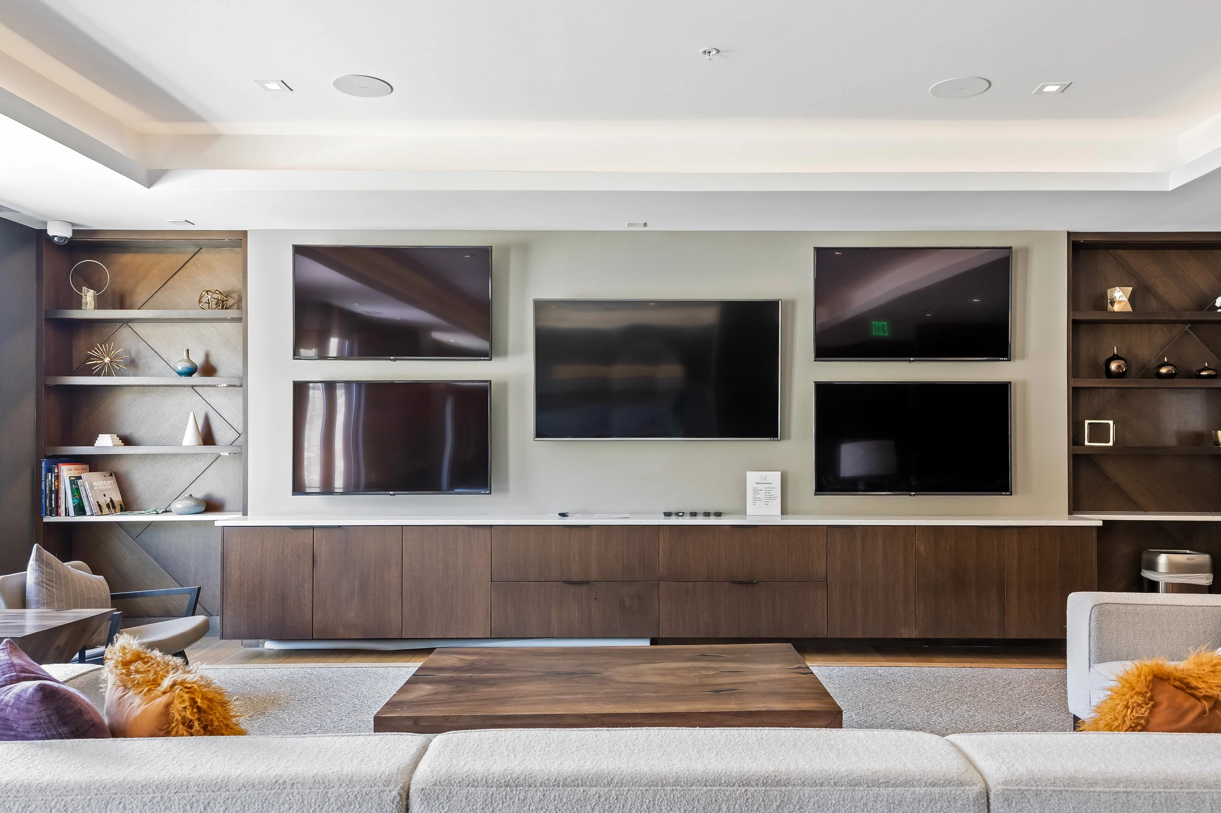 Wander Park City Glow #14