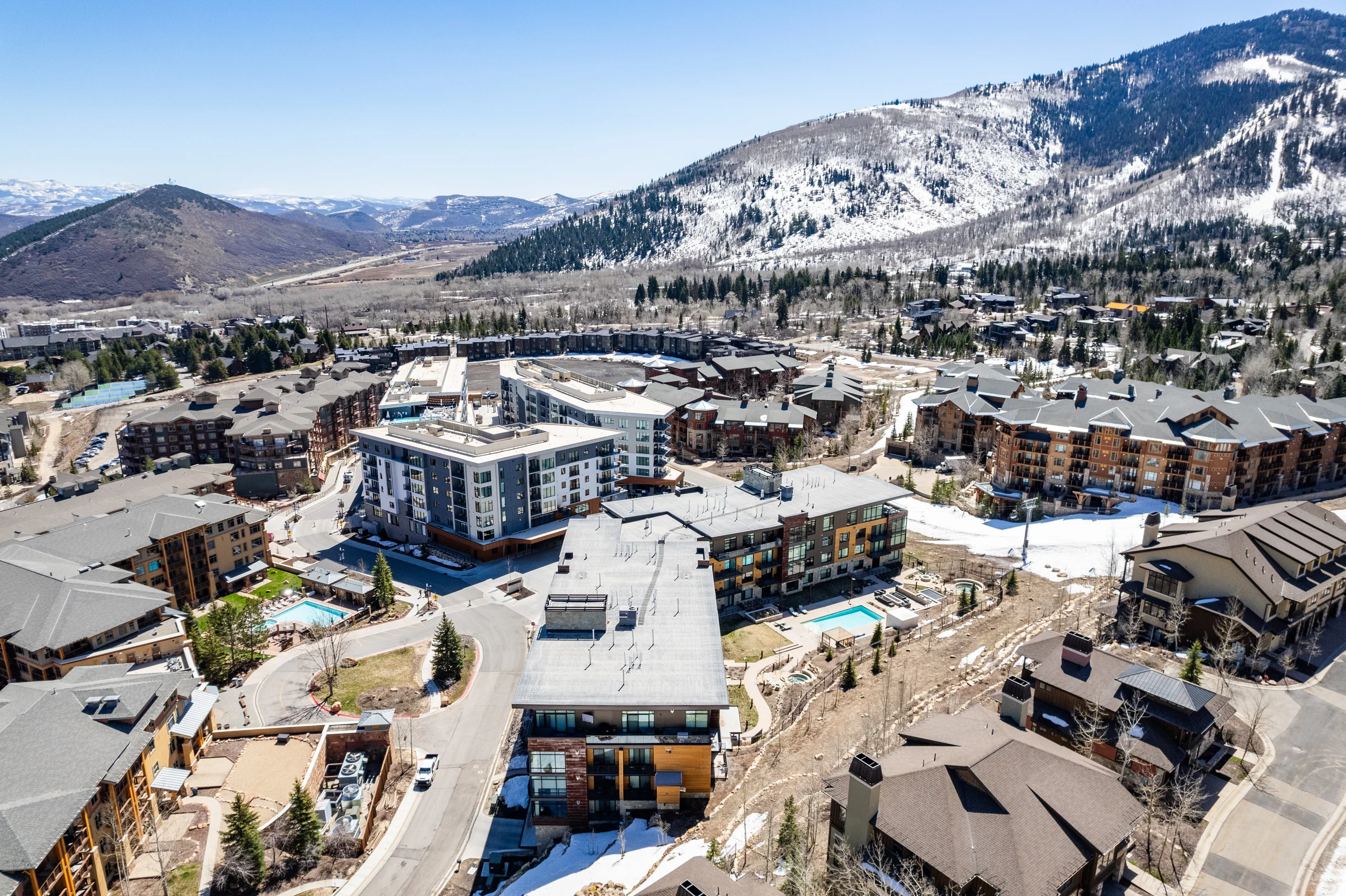 Wander Park City Glow #137