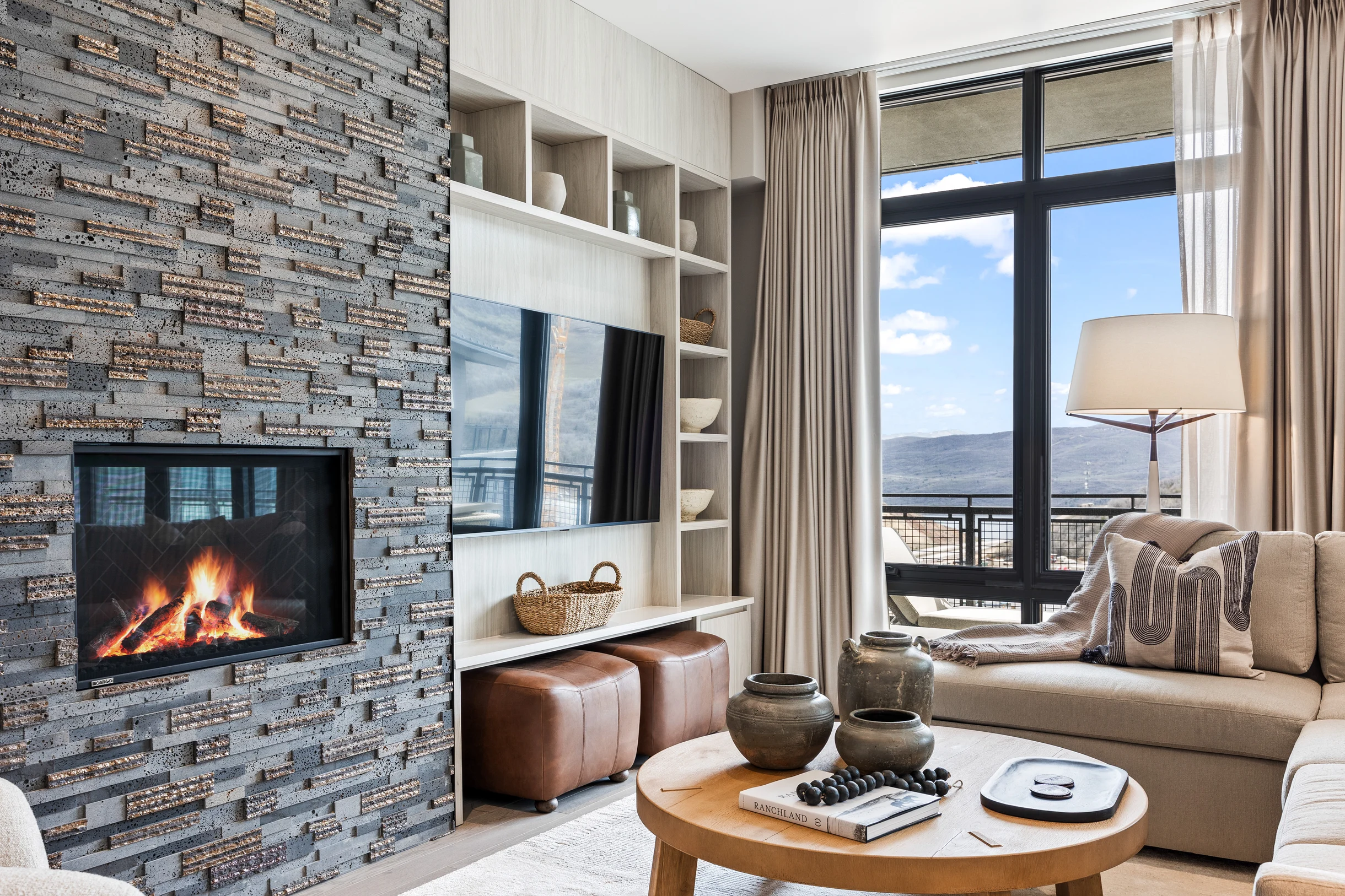 Wander Midway Valley #22