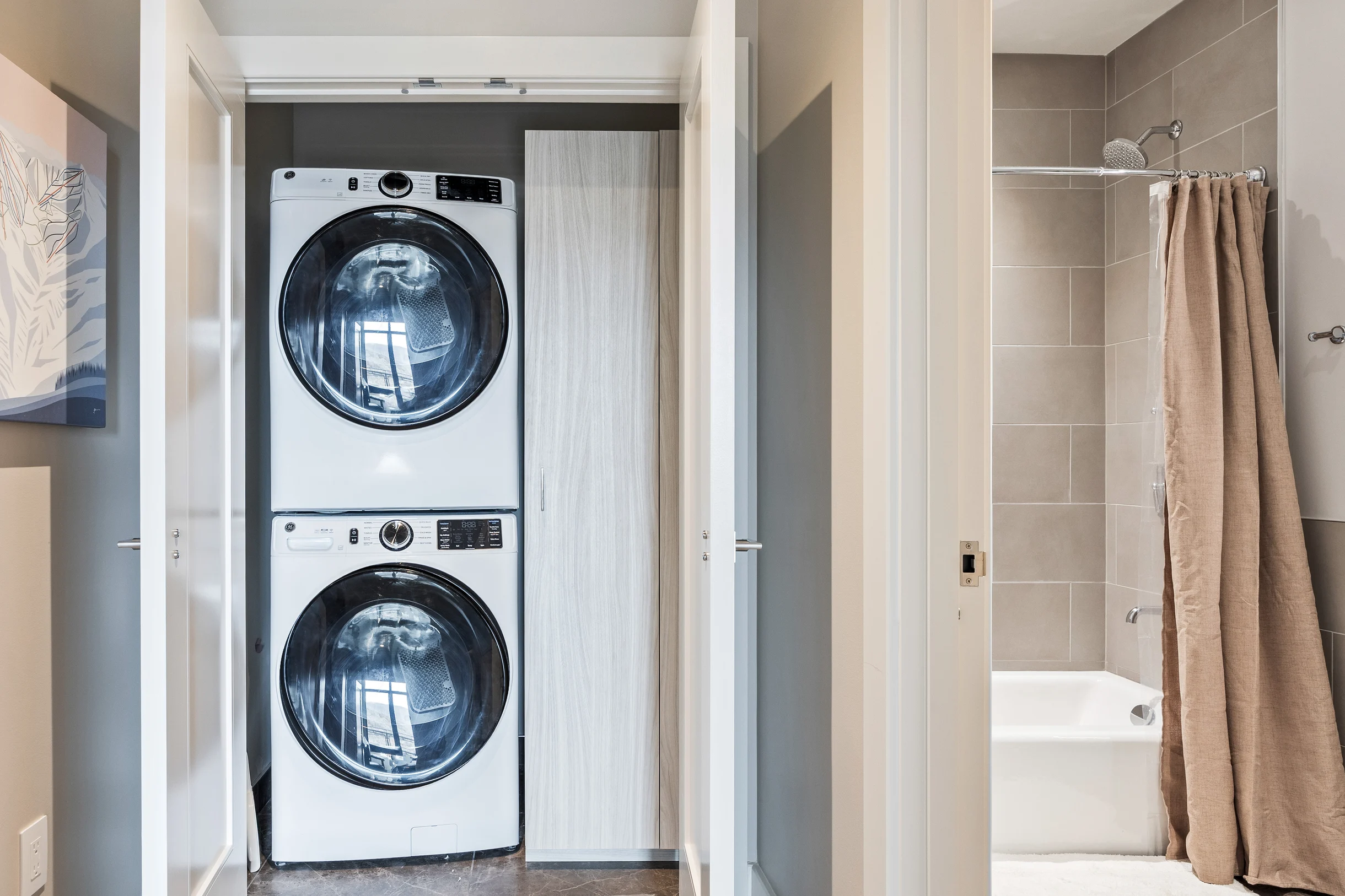 Wander Midway Valley #26