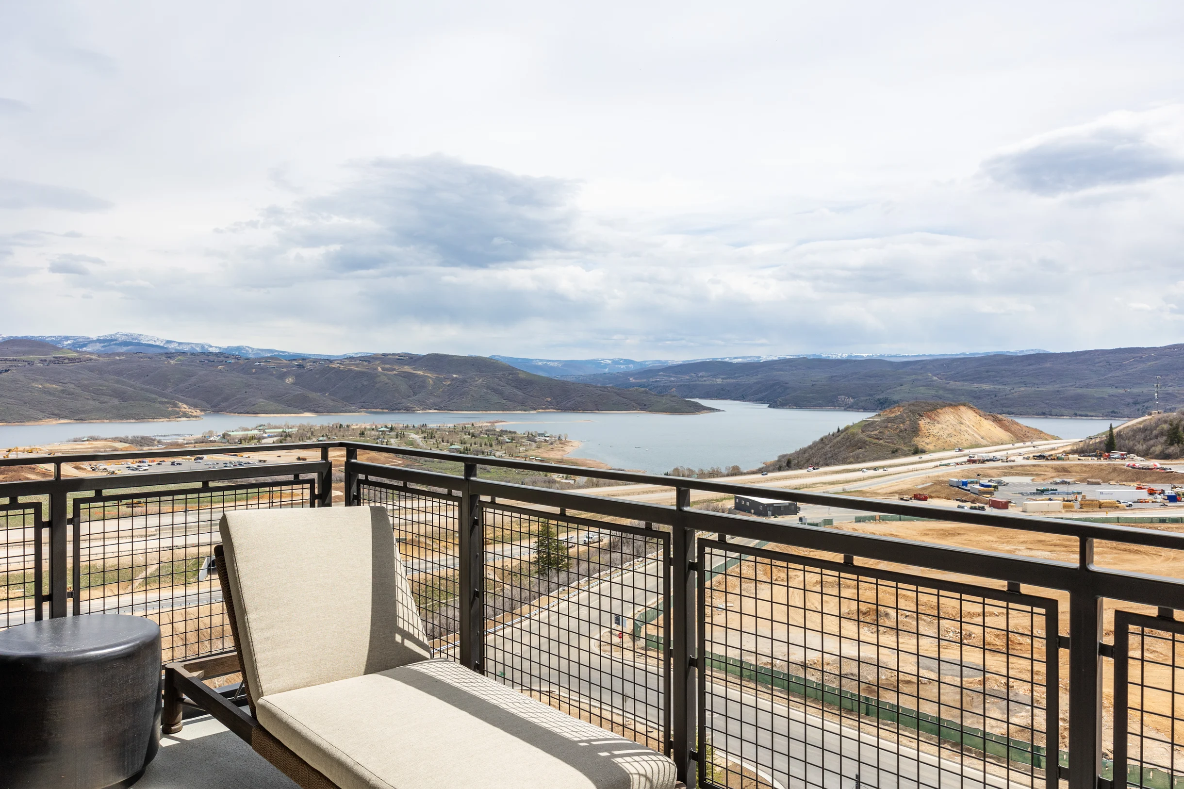 Wander Midway Valley #70