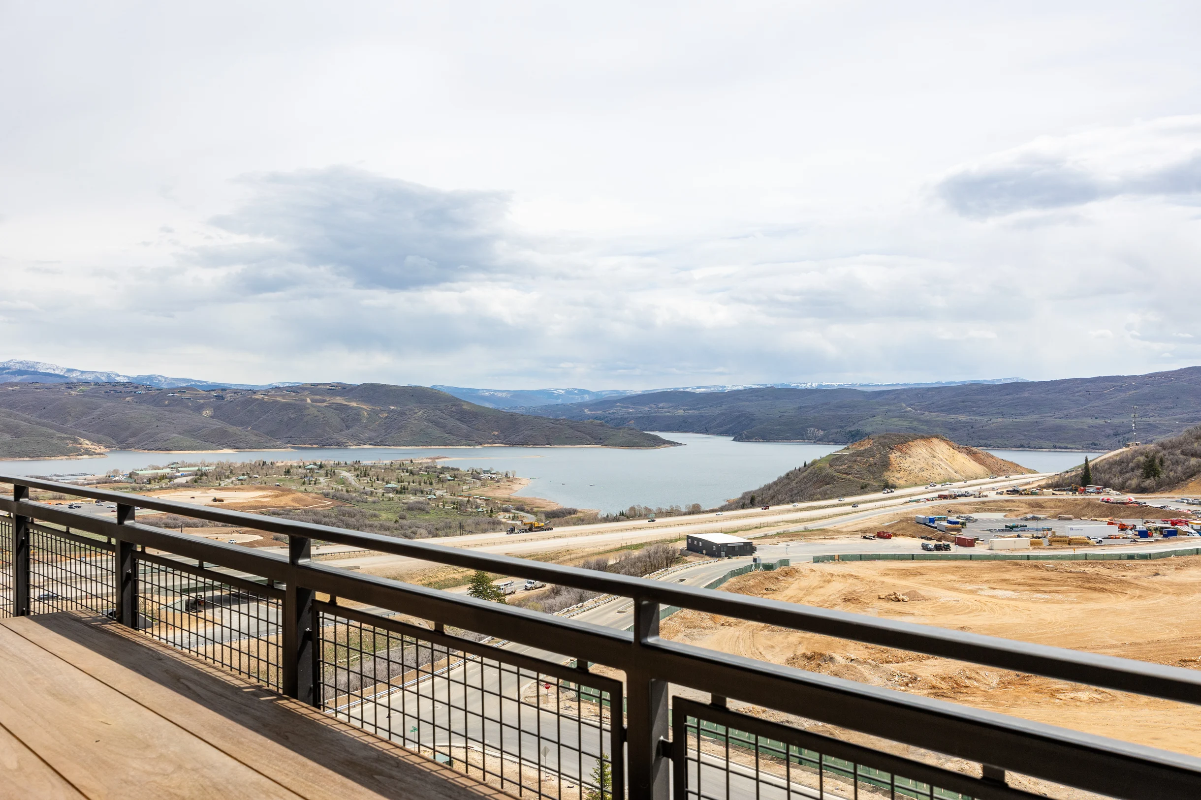 Wander Midway Valley #75