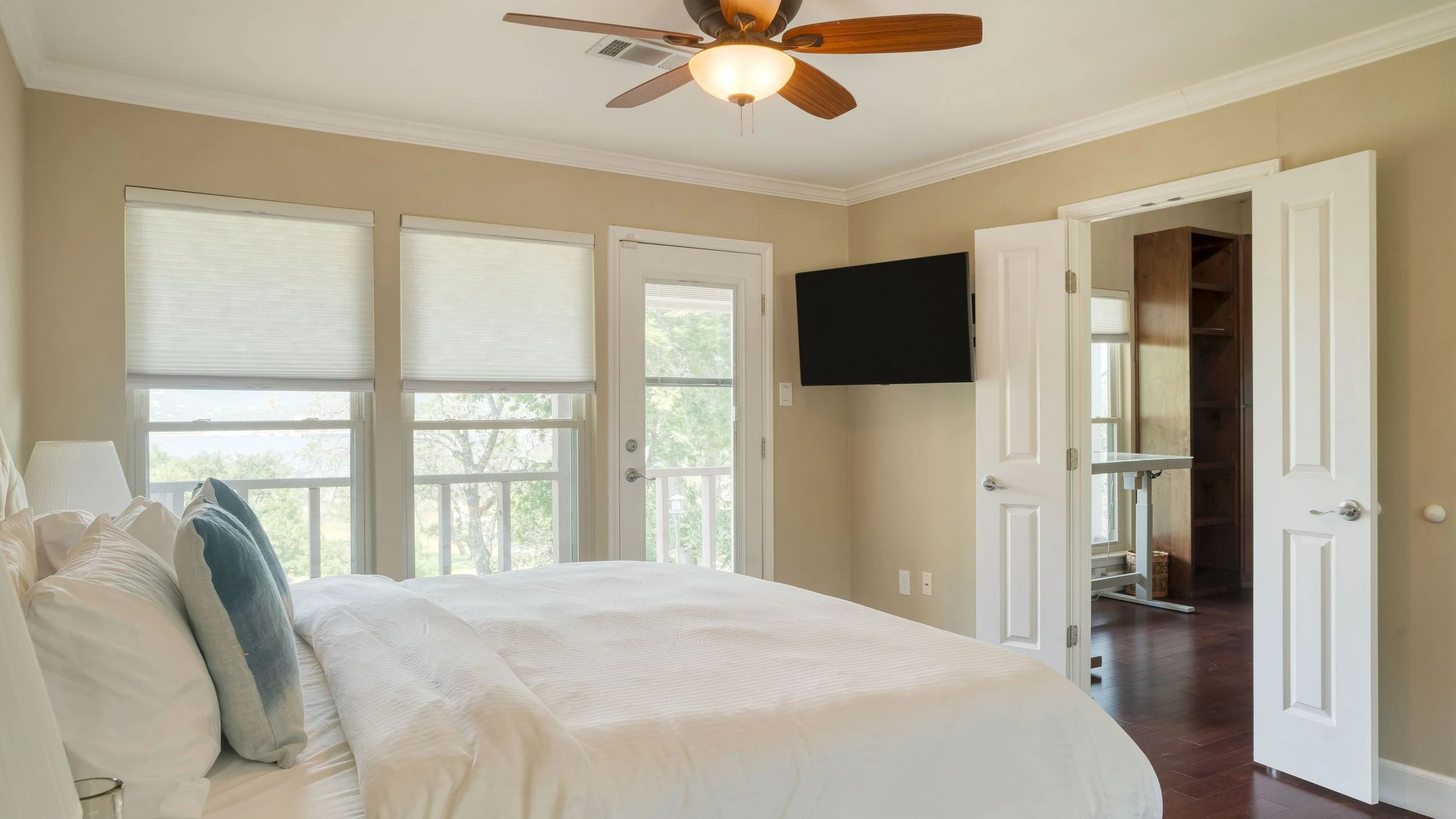 Wander Hudson Bend Shores #46