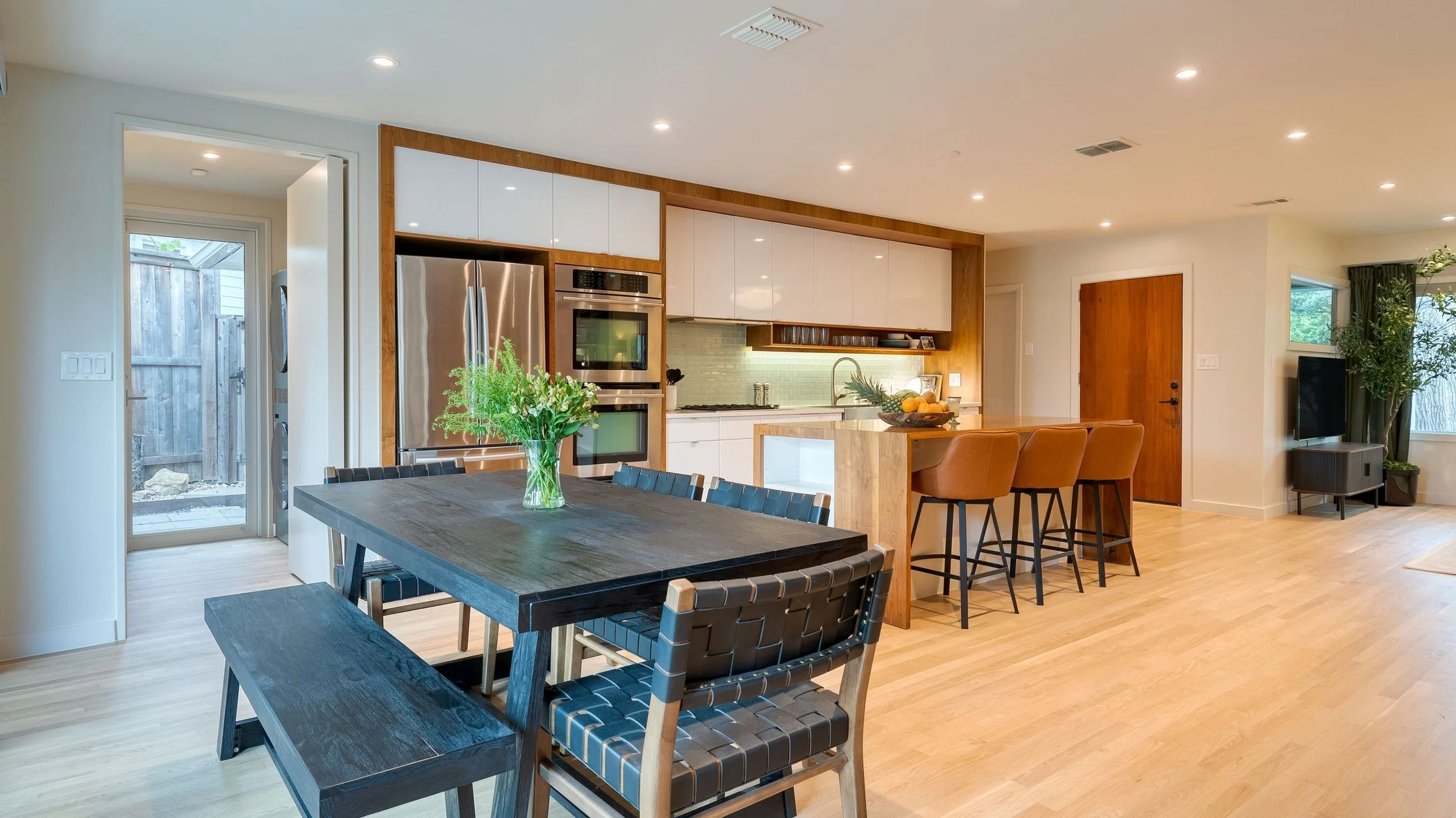 Wander Austin Leaf #68