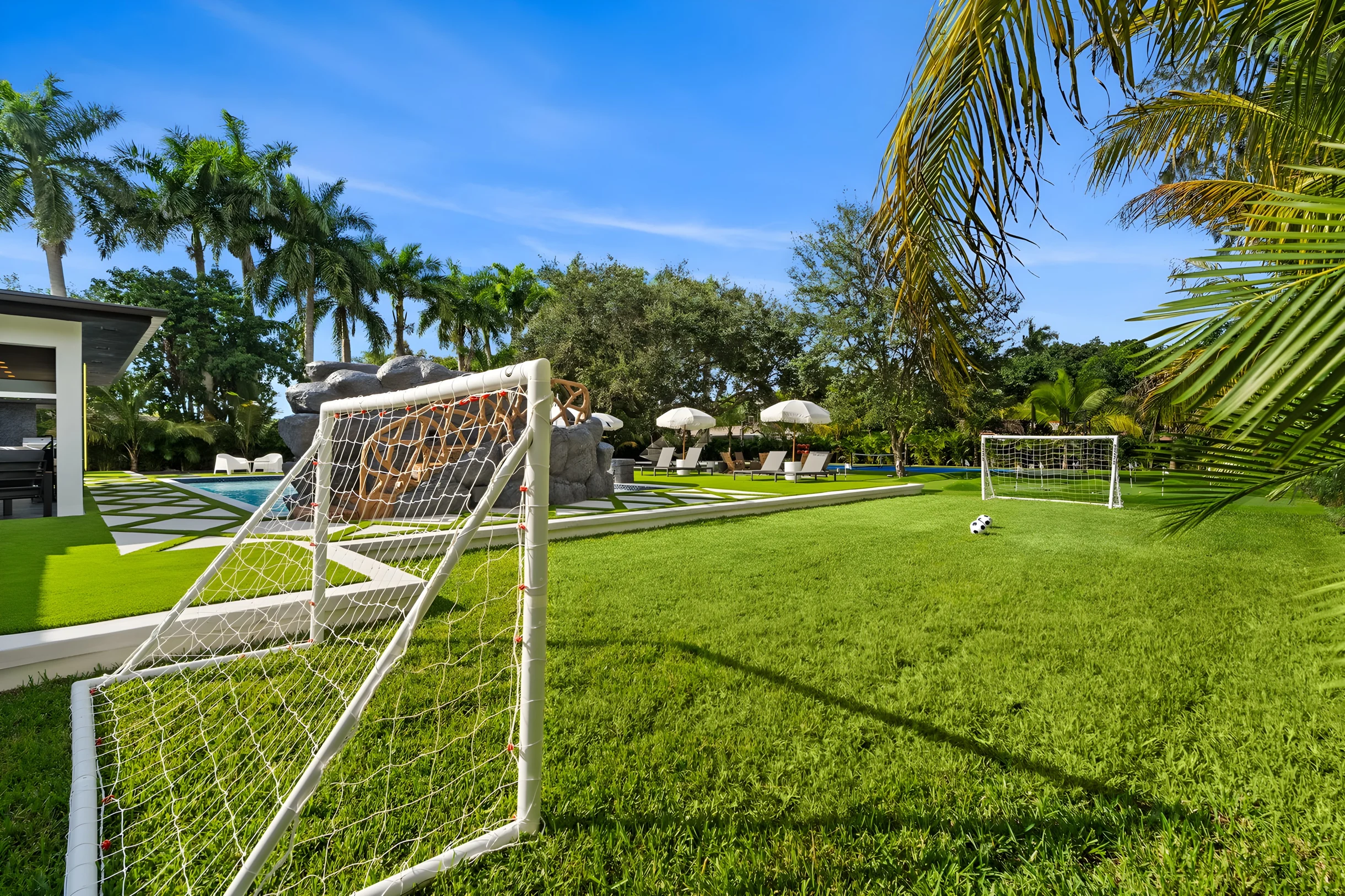 Wander Miami Haven #97