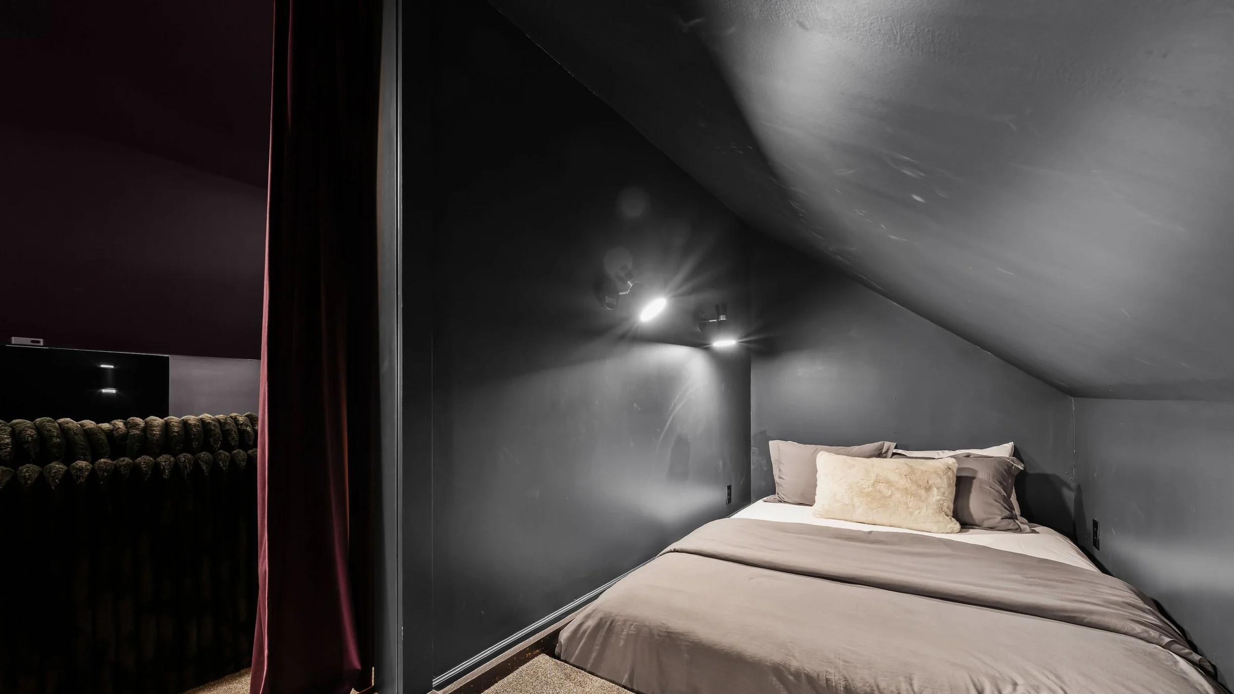 Wander Sloan Lake #71