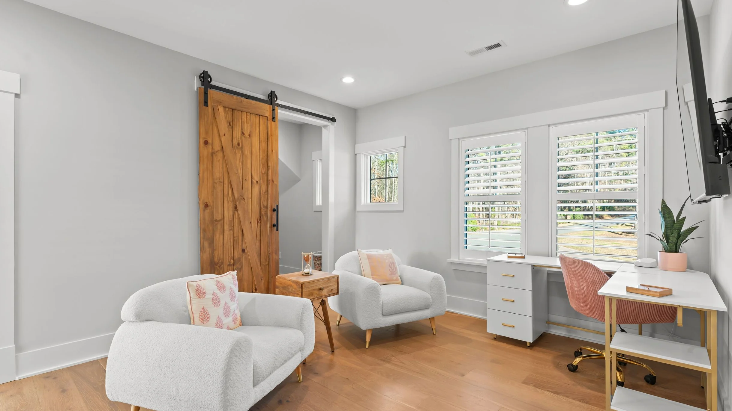 Wander Lake Norman Modern #125
