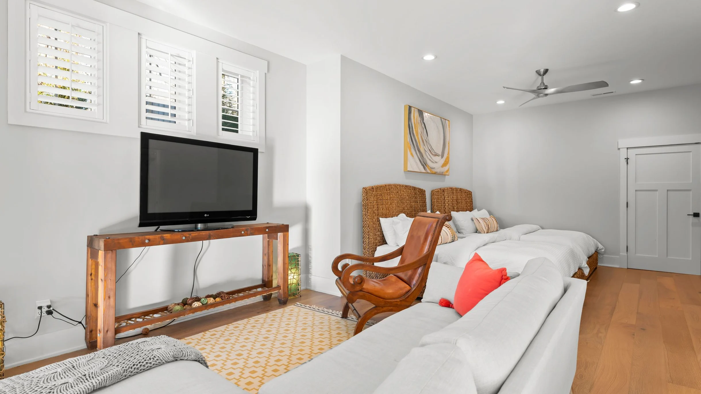 Wander Lake Norman Modern #126