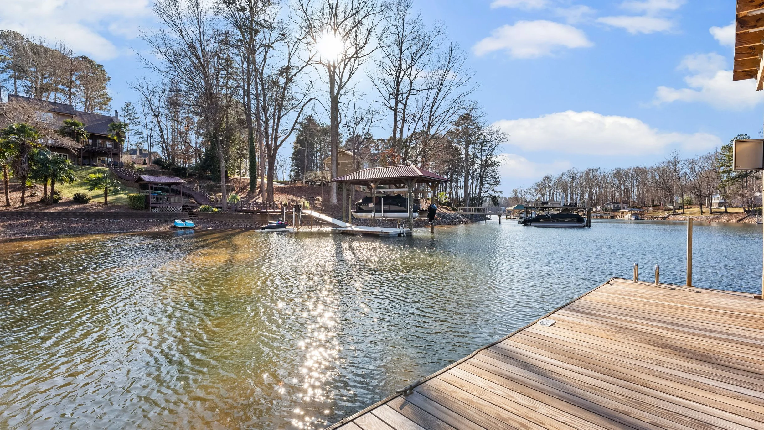 Wander Lake Norman Modern #101
