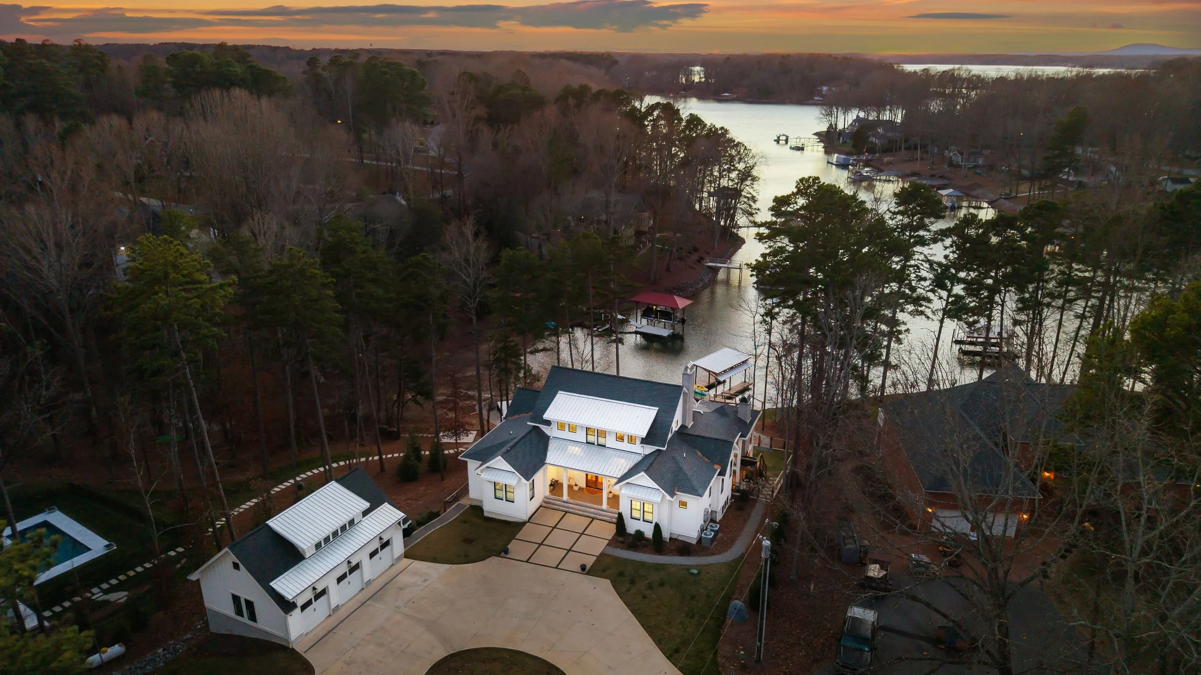 Wander Lake Norman Modern #97