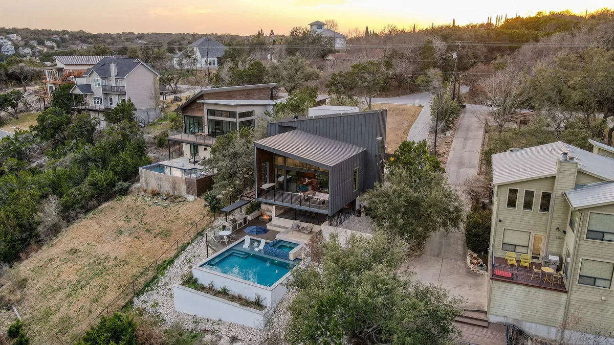 Wander Austin Pond #52