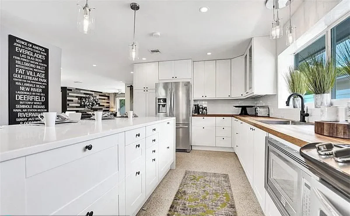 Wander Oakland Park Lagoon #56