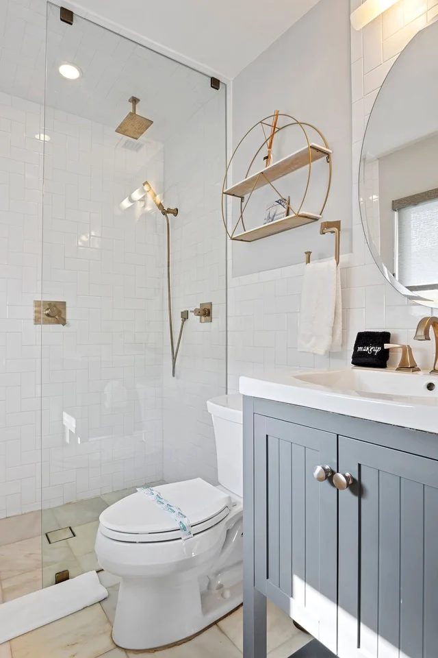 Wander Oakland Park Lagoon #64