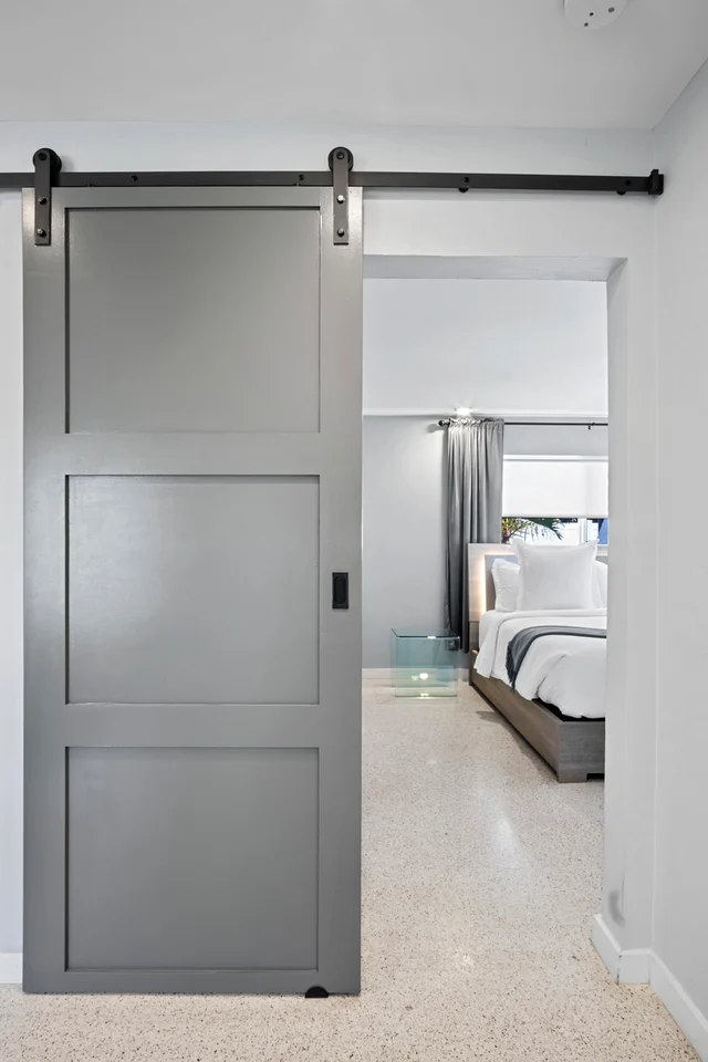 Wander Oakland Park Lagoon #49