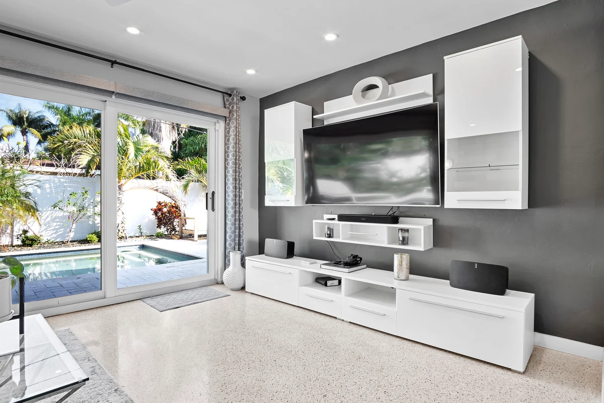 Wander Oakland Park Lagoon #46