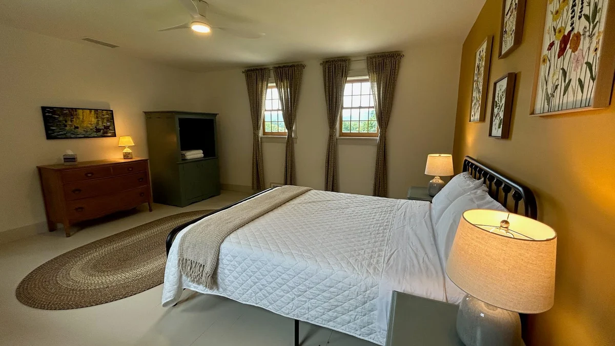 Wander Berkshires Farmhouse #61