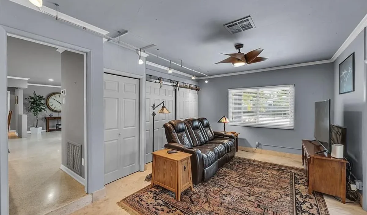 Wander Coral Ridge Tides #51