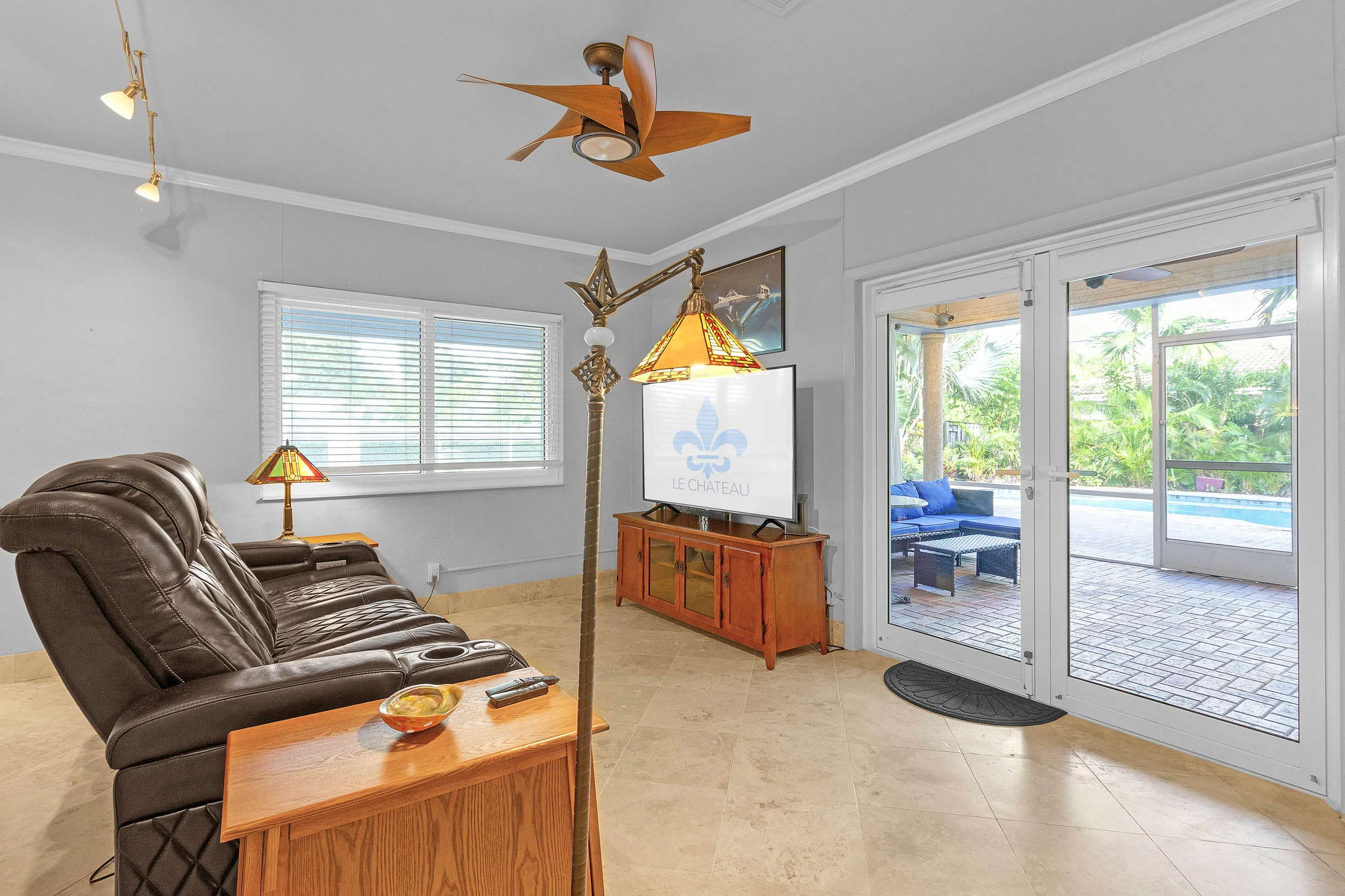 Wander Coral Ridge Tides #64