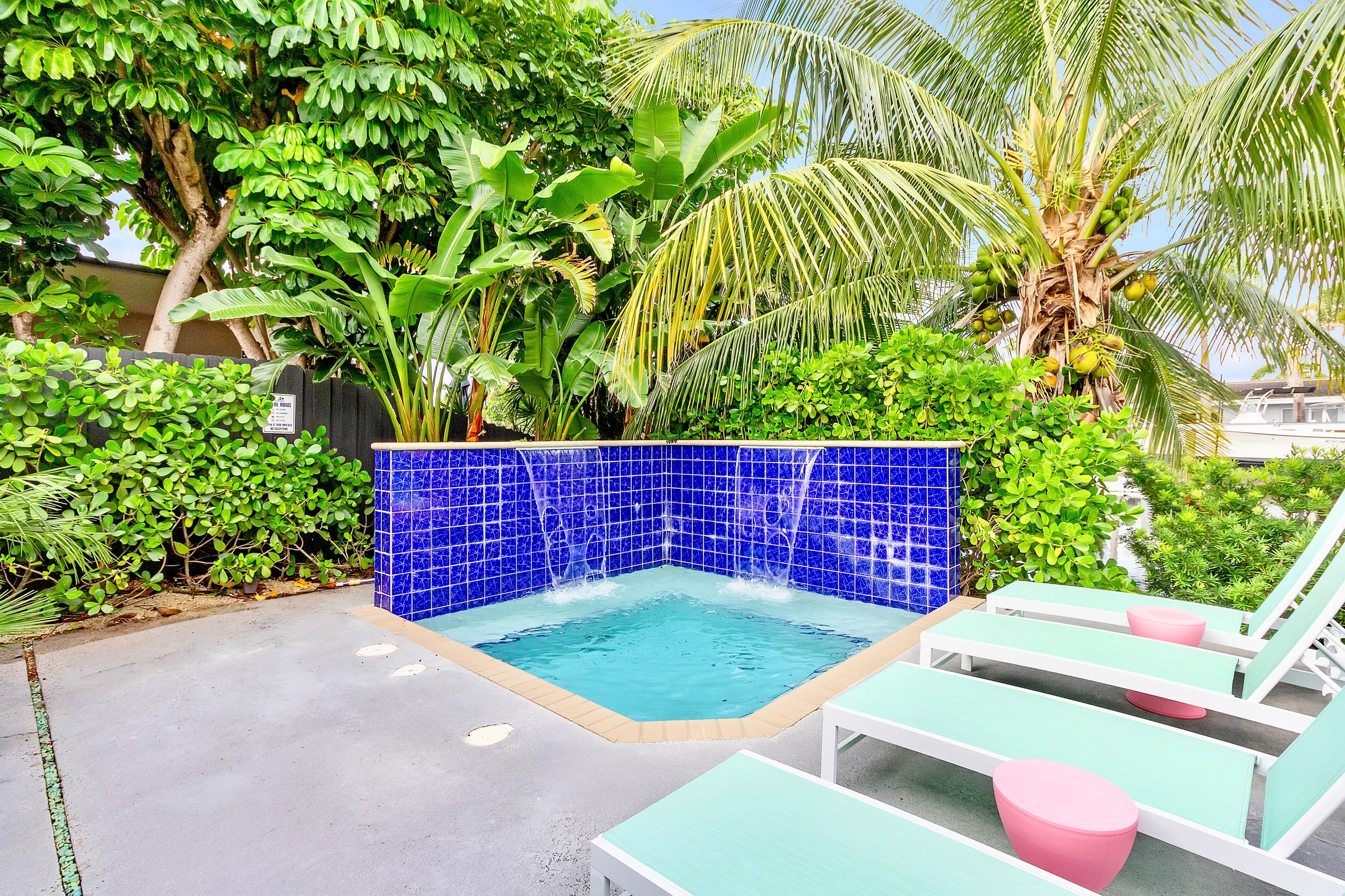 Wander Wilton Manors River #40