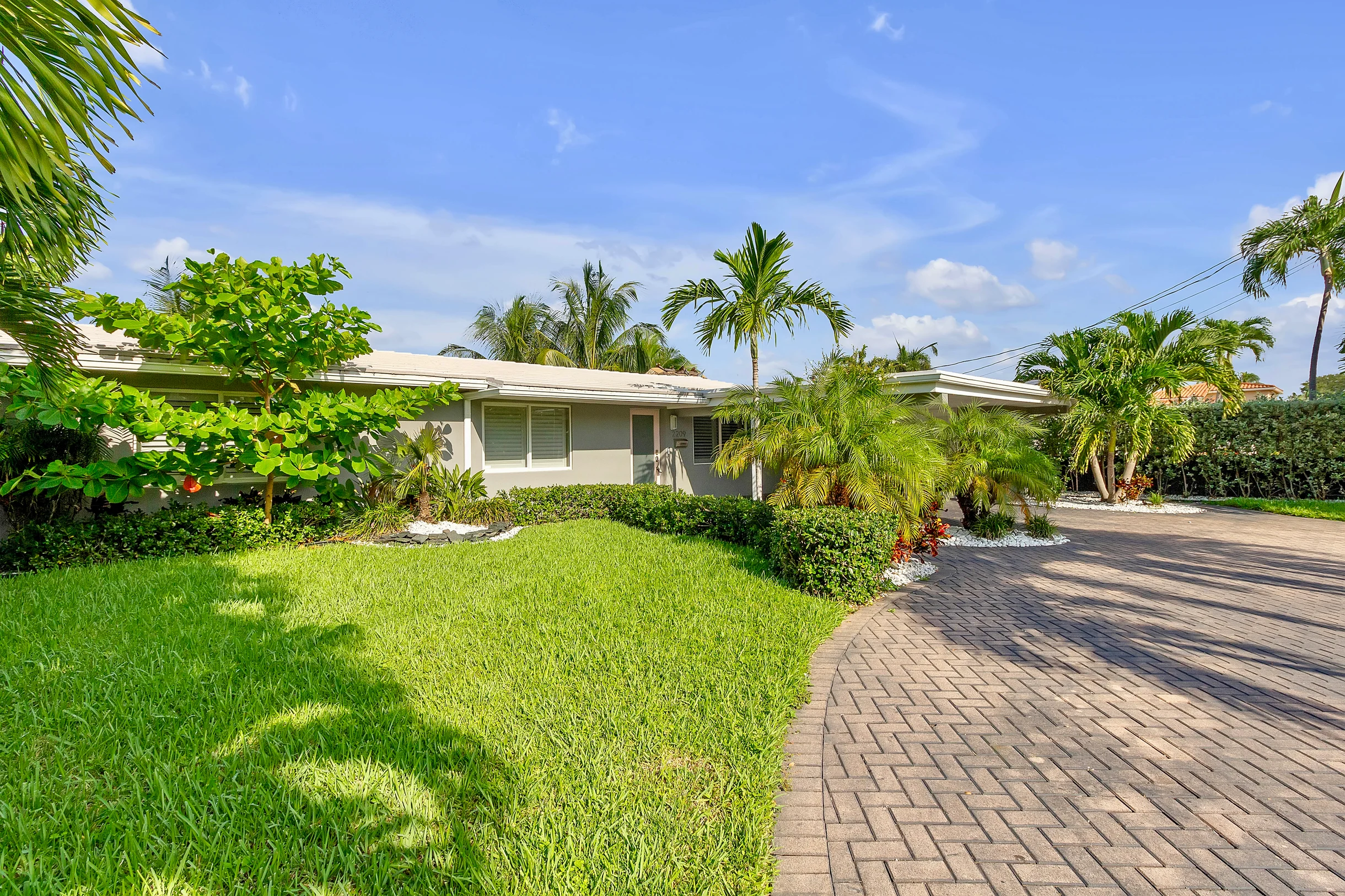 Wander Wilton Manors River #64