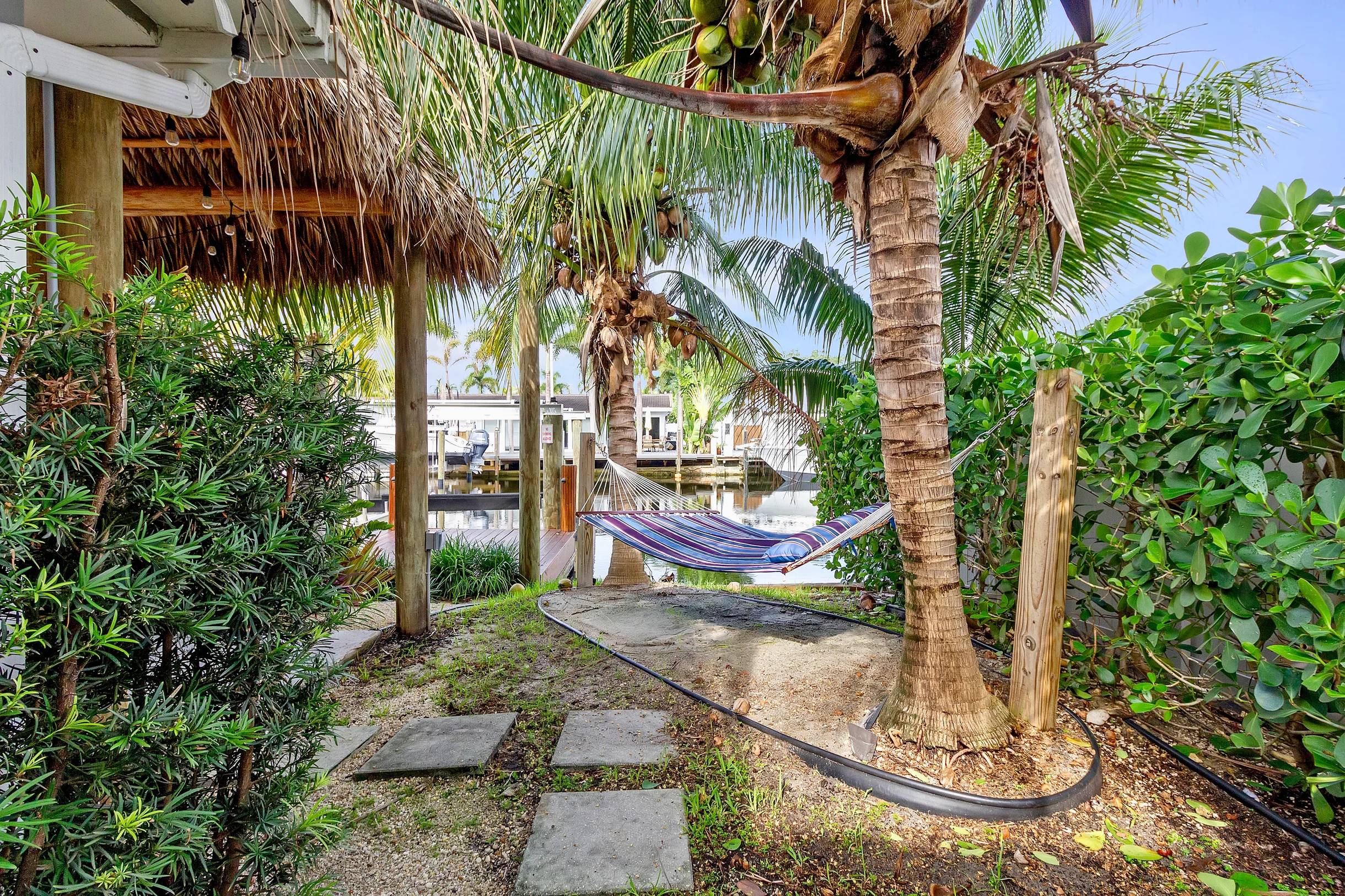 Wander Wilton Manors River #89