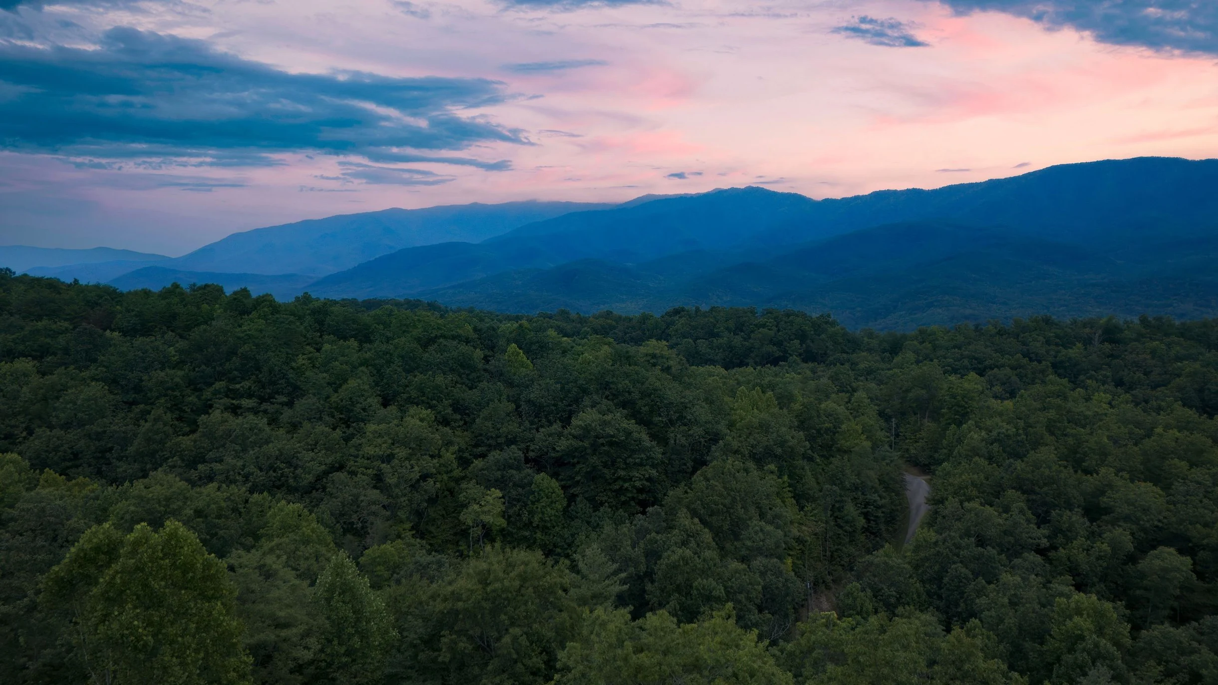 Wander Gatlinburg Summit Glow #78