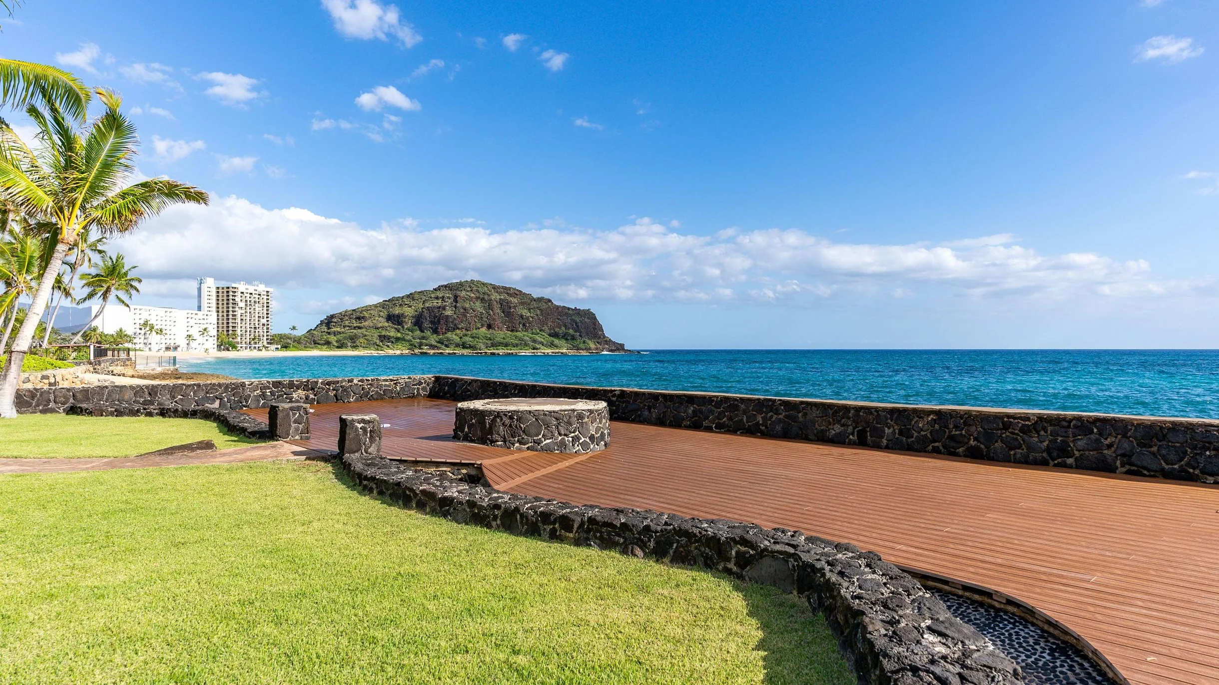 Wander Waianae Tides #88