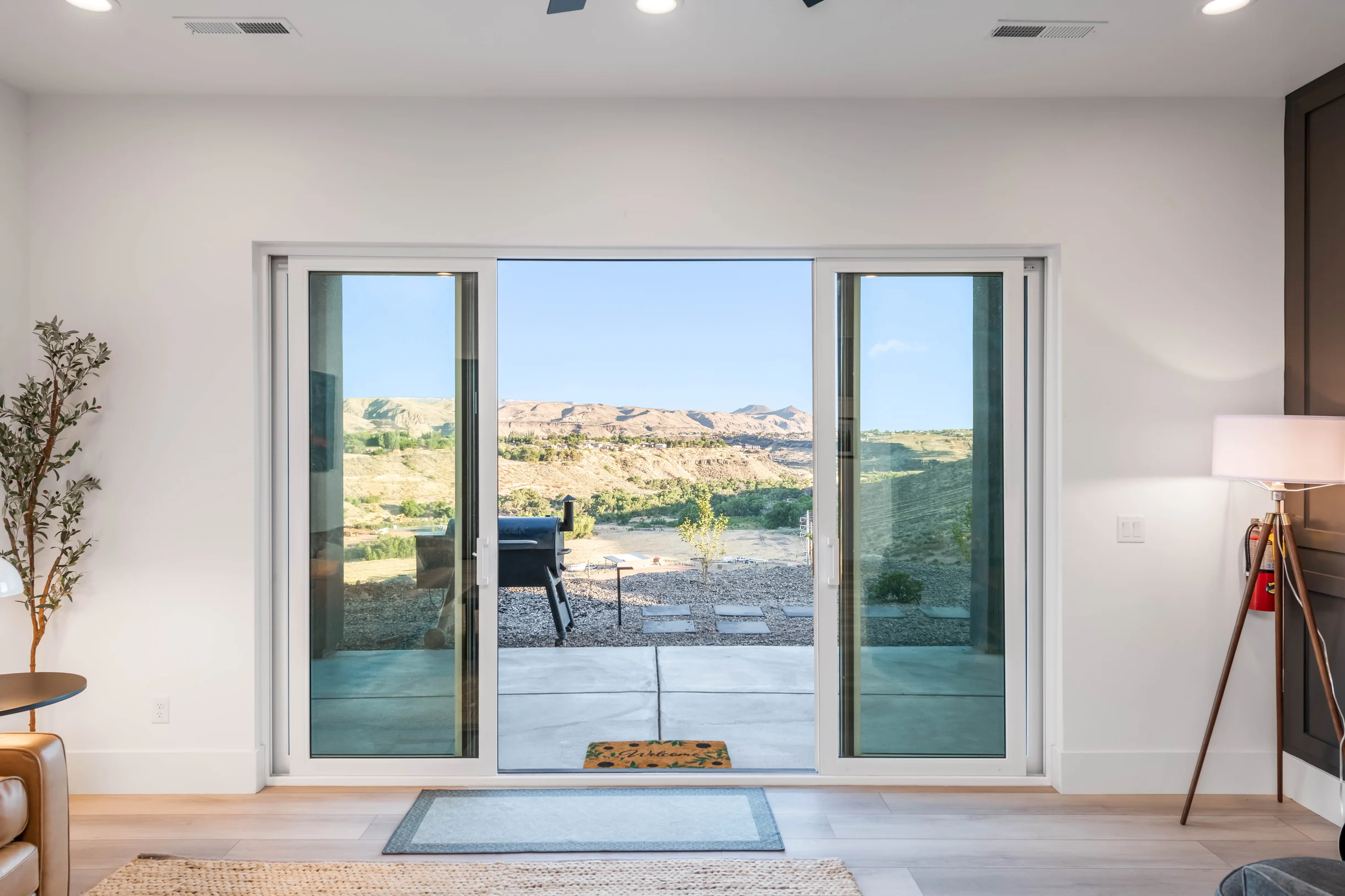 Cliffside Modern Villa - Lower Level #11