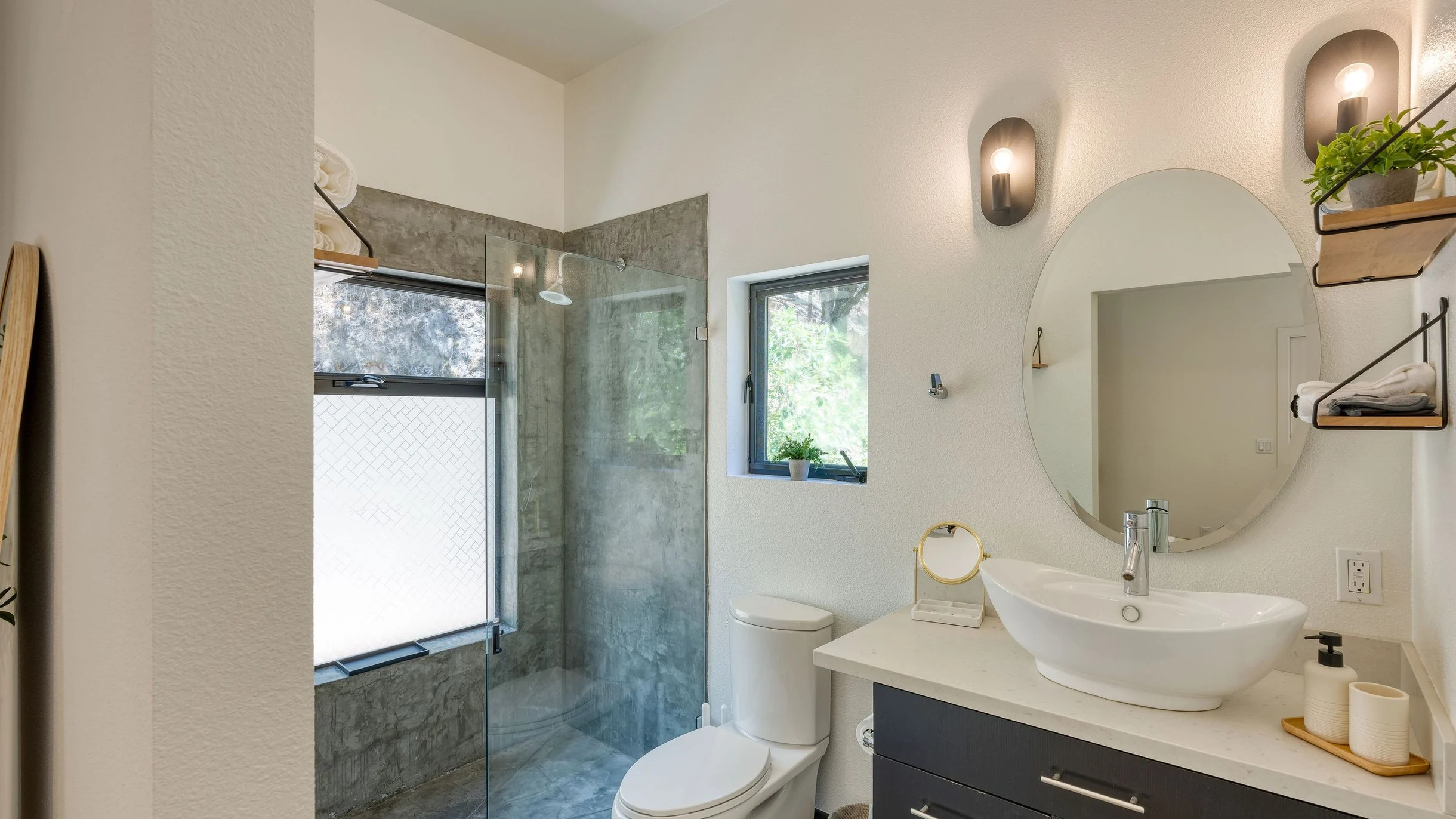 Wander Healdsburg Creek Retreat #74