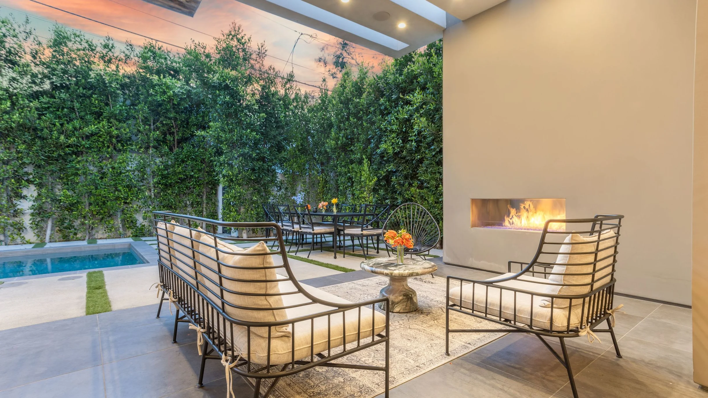 Wander West Hollywood Sunset #101