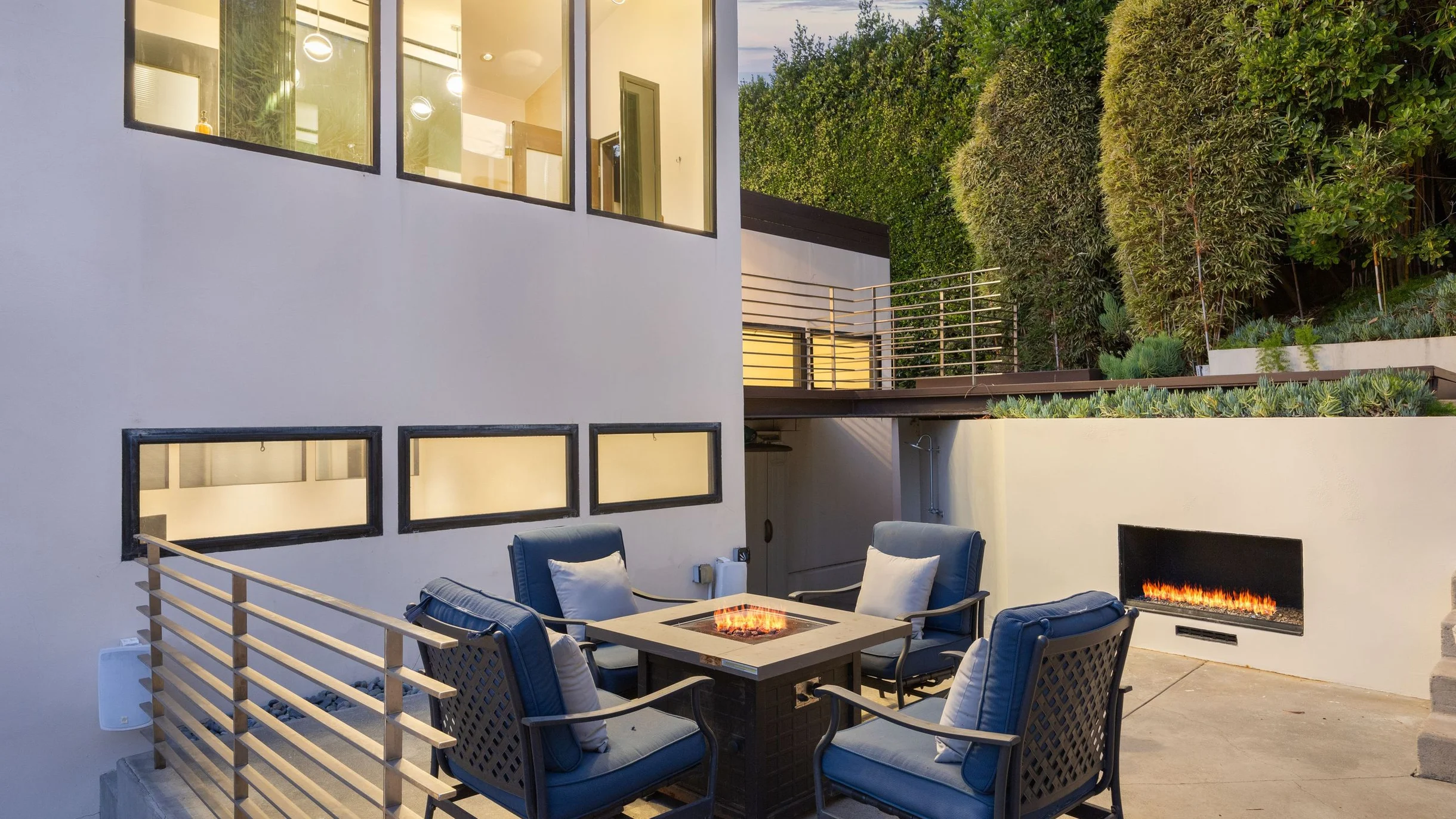 Wander Sunset Strip Allure #93