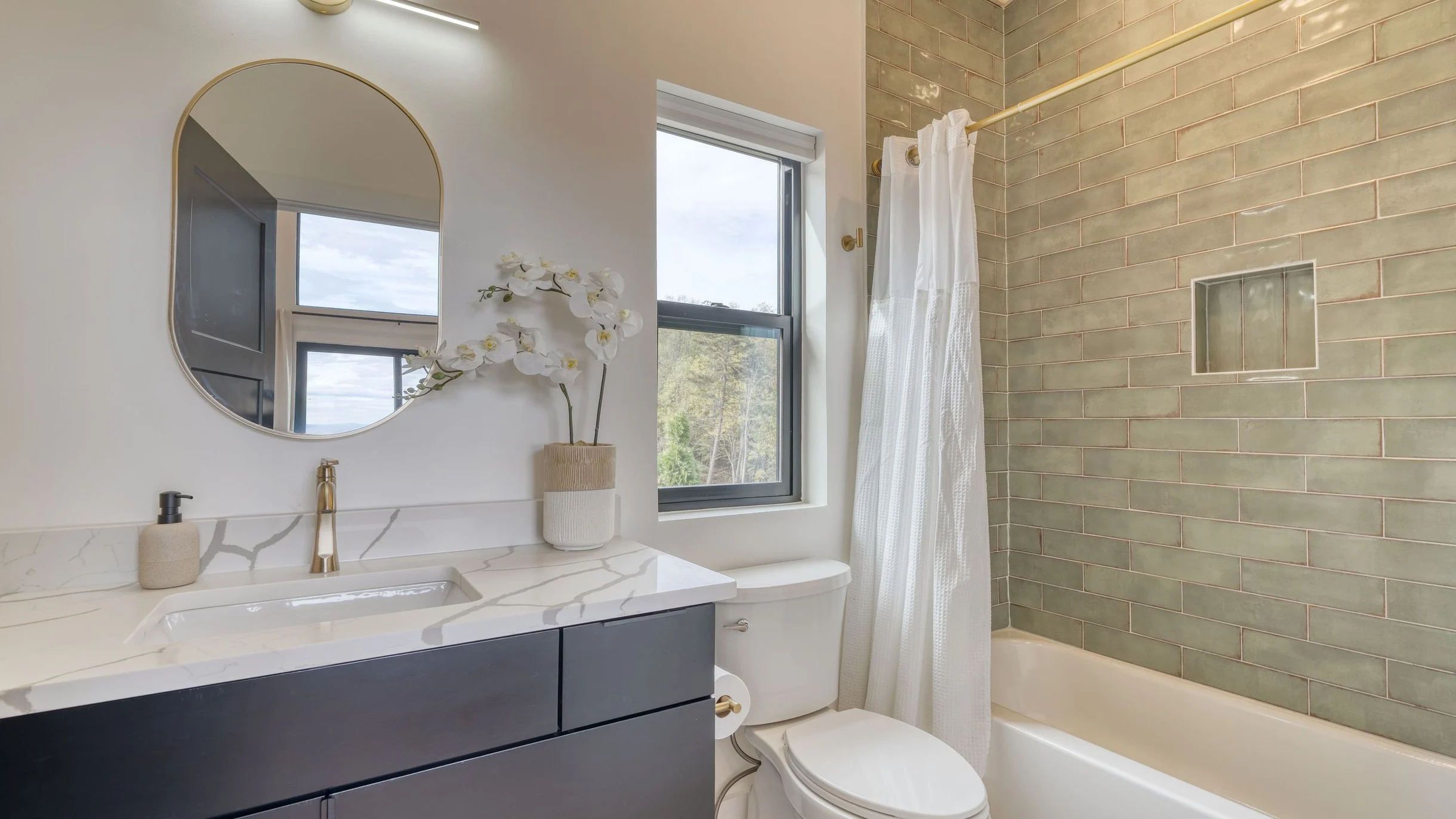 Wander Sevierville Cove #51