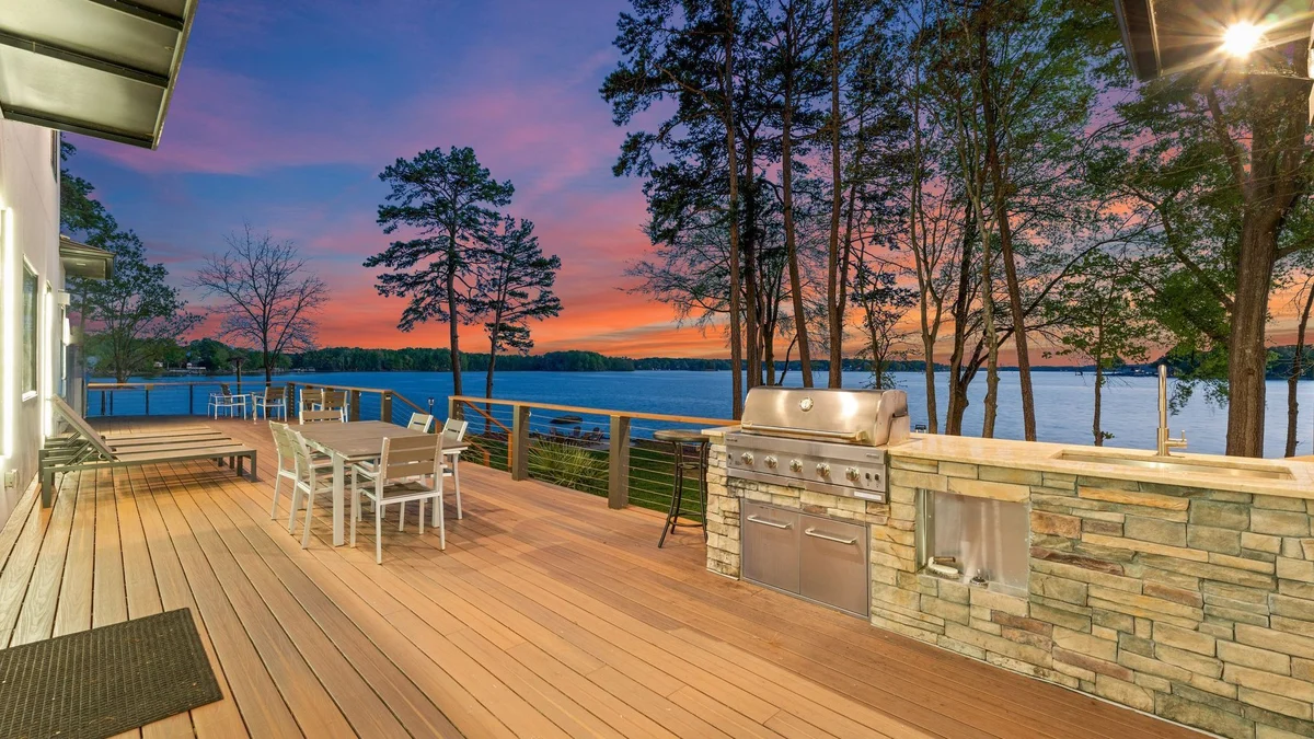 Wander Lake Norman Peninsula #82