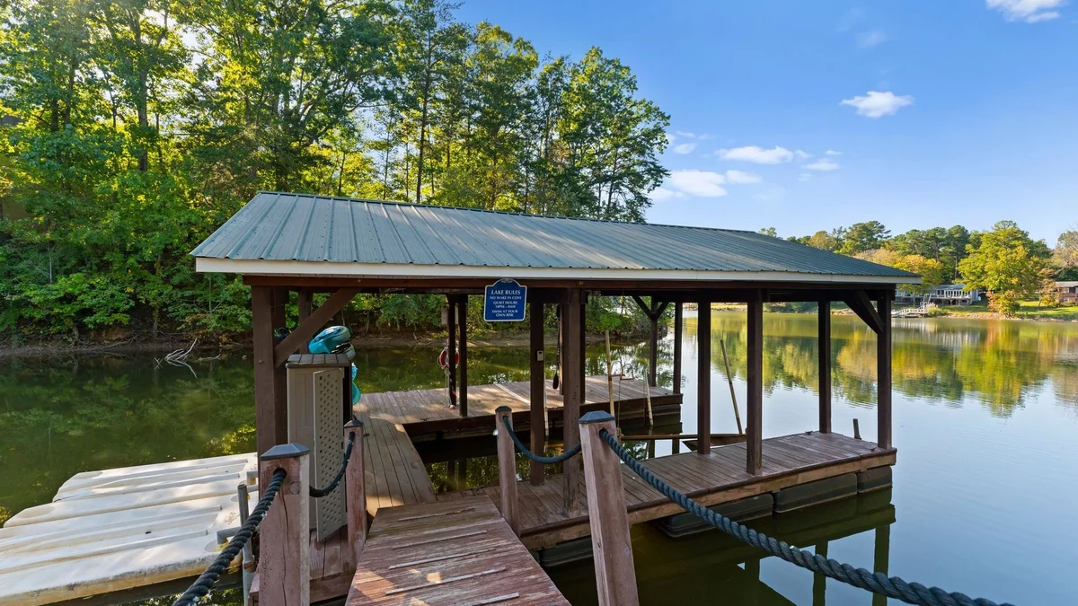 Wander Lake Norman Evergreen #111