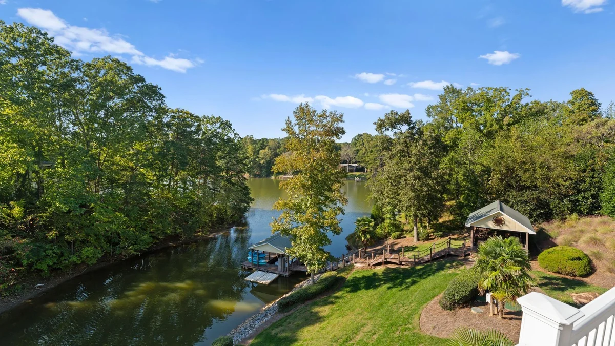 Wander Lake Norman Evergreen #127
