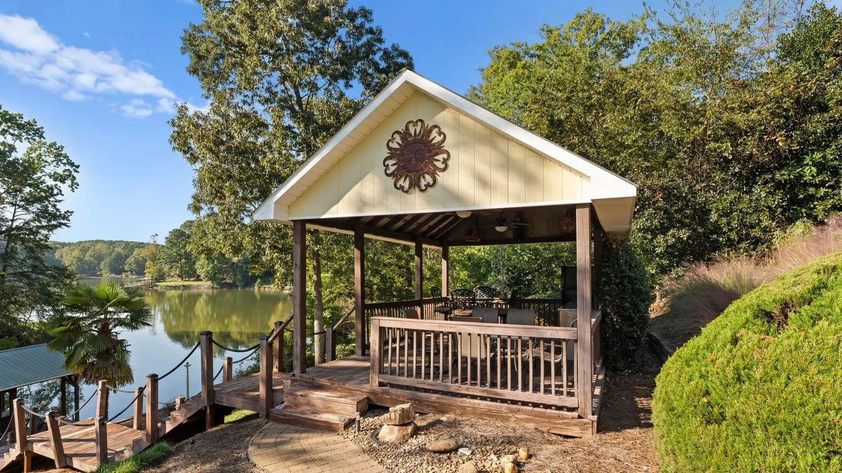Wander Lake Norman Evergreen #94