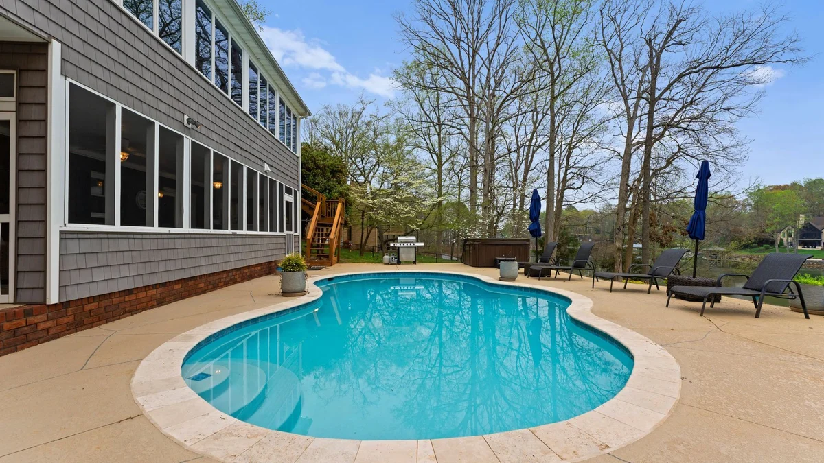 Wander Lake Norman Drift #175