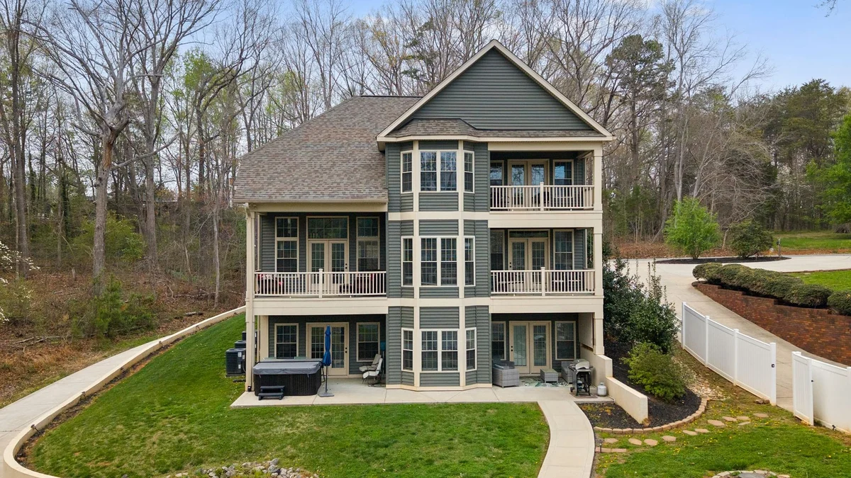 Wander Lake Norman Drift #170