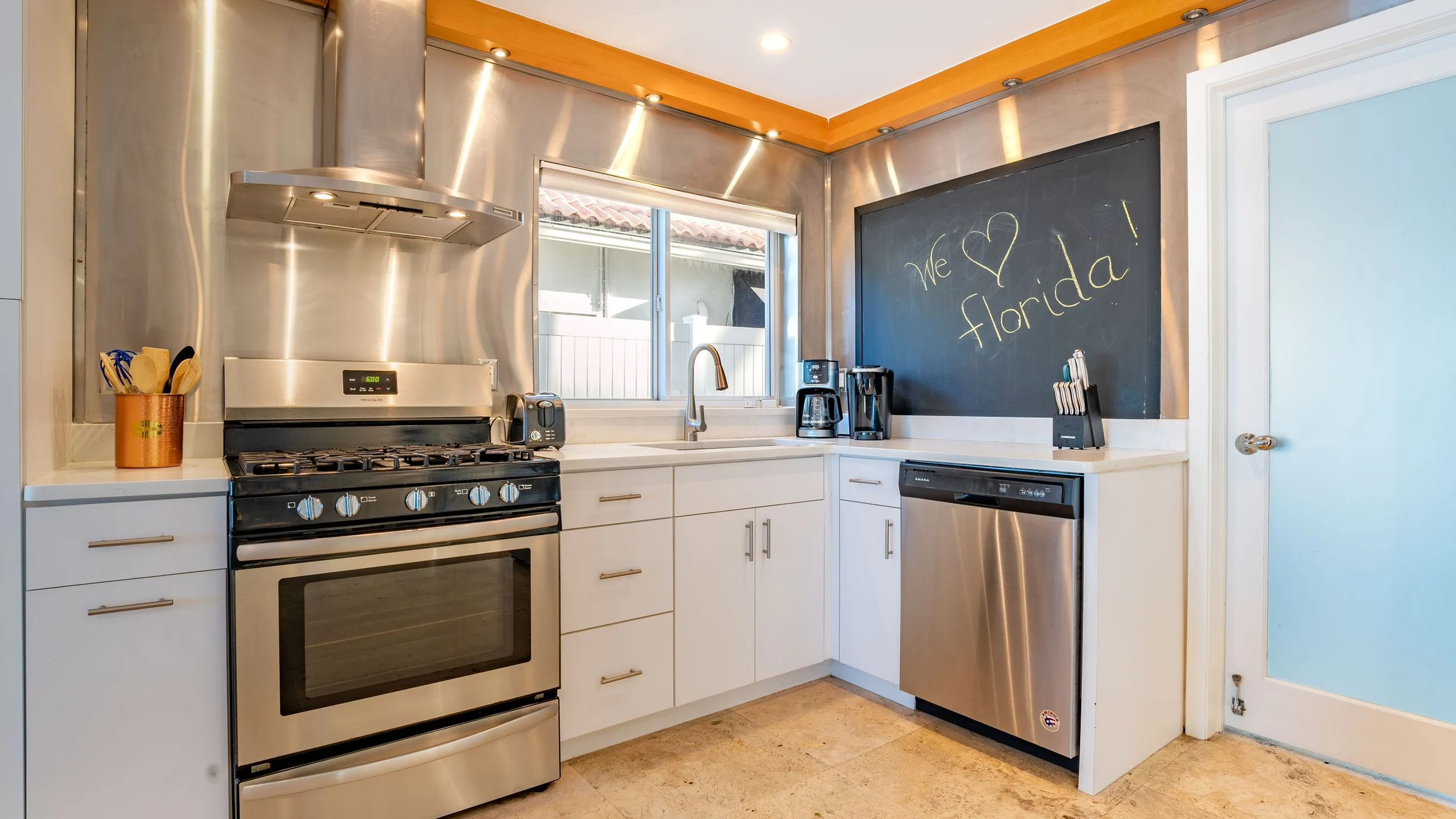 Wander Fort Lauderdale Oceanfront #95