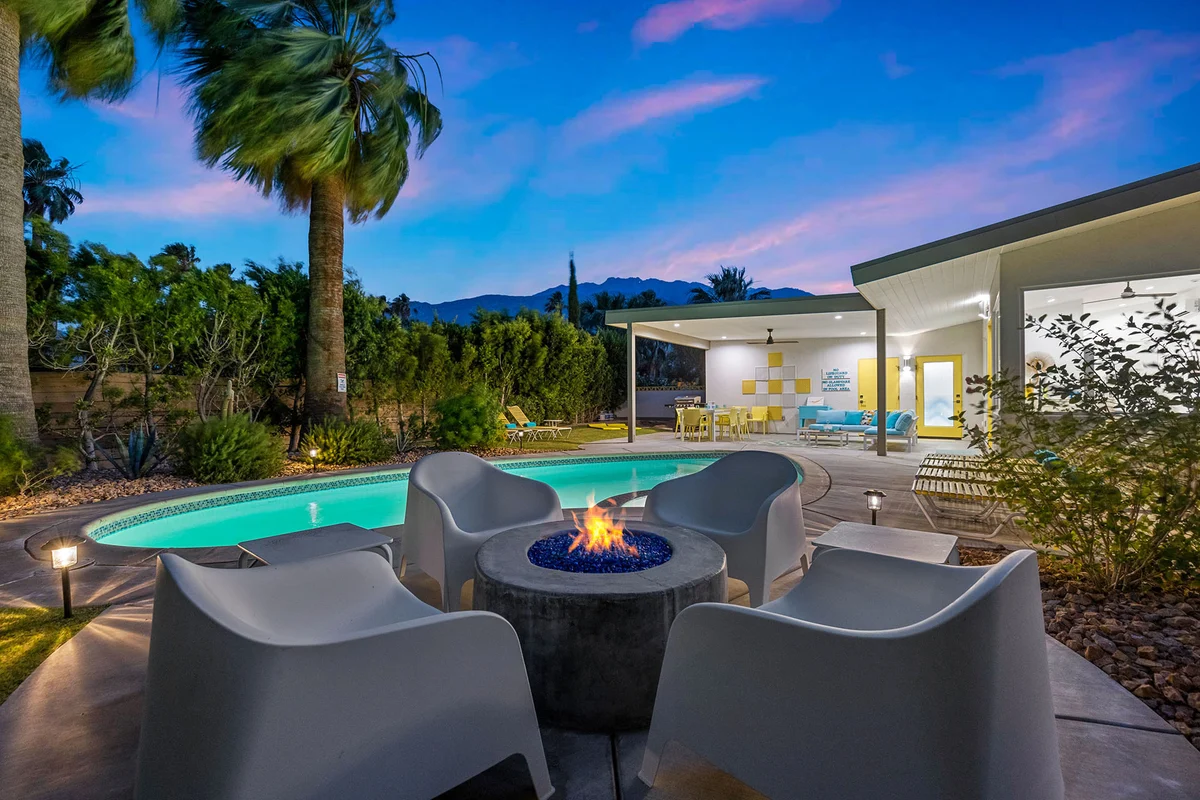 Wander Palm Springs Pinnacle #73