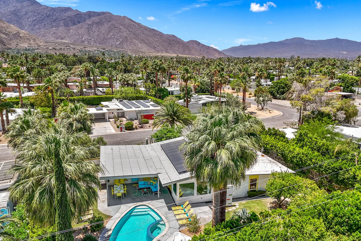 Wander Palm Springs Pinnacle #59