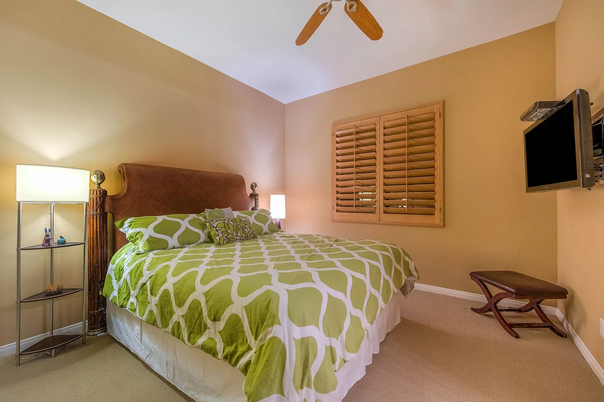 Wander La Quinta Golden #34