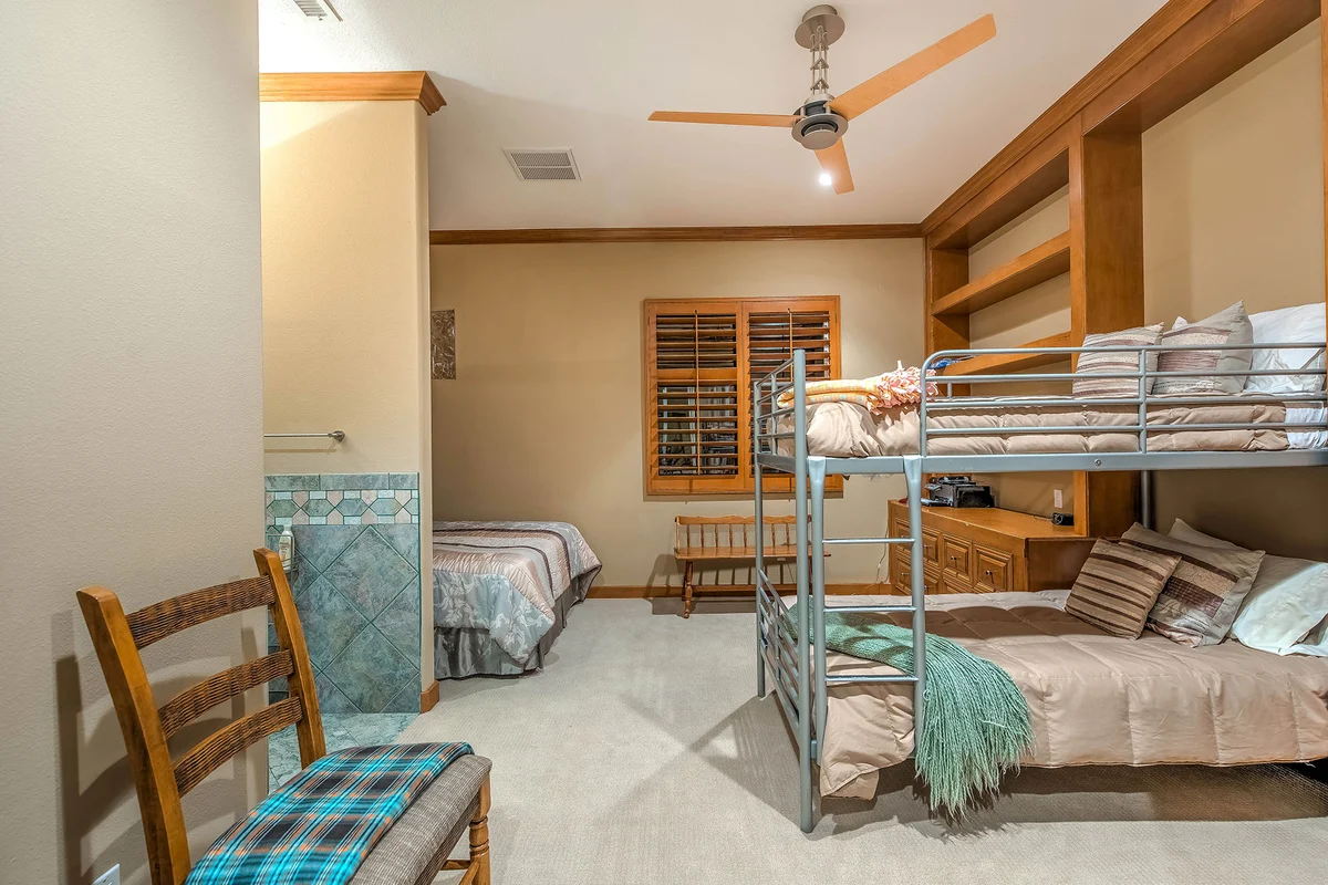 Wander La Quinta Golden #93