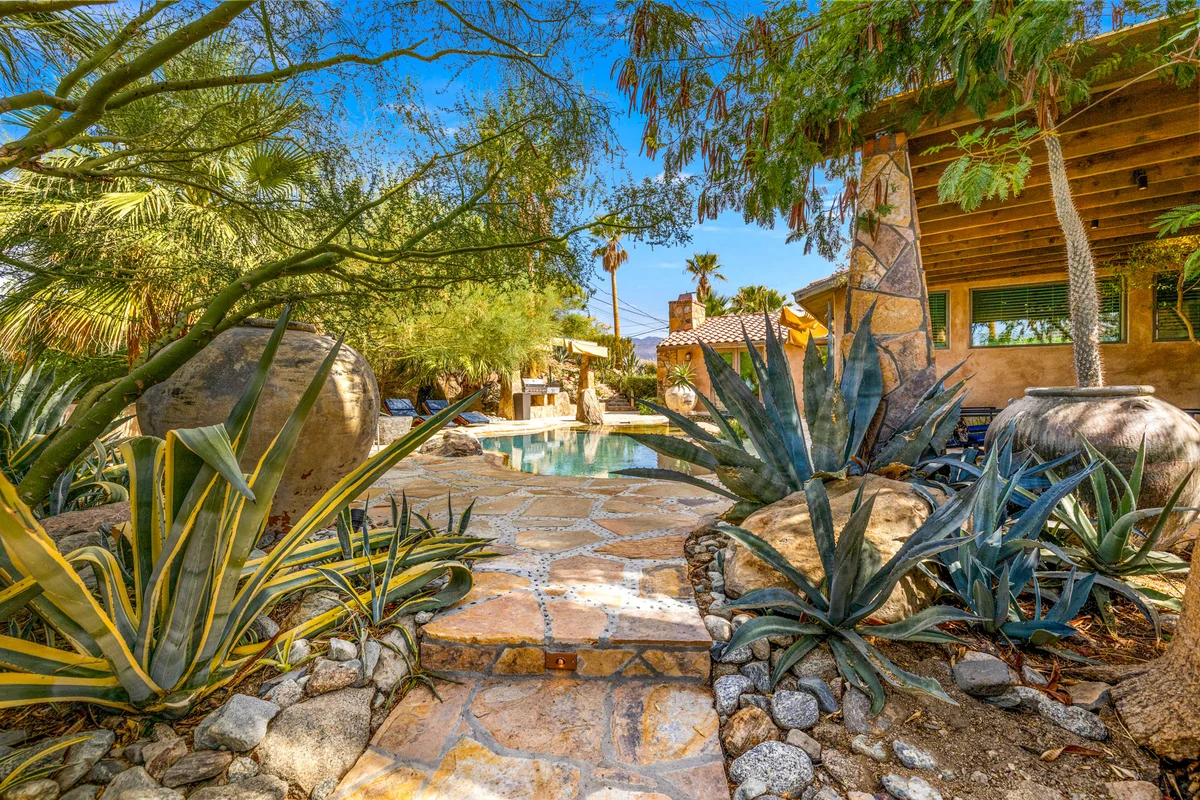 Wander Palm Desert Mirage #77