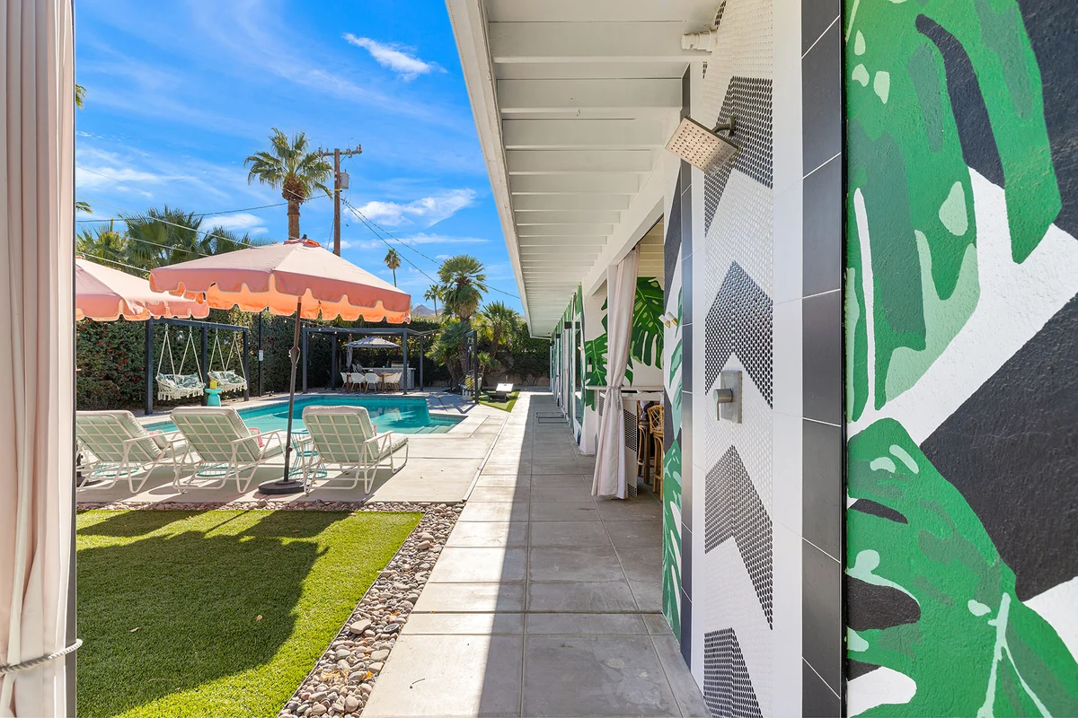The Beverly' Pool, spa, firepits, putting green! #29