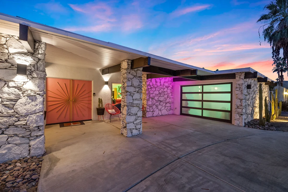 The Beverly' Pool, spa, firepits, putting green! #51