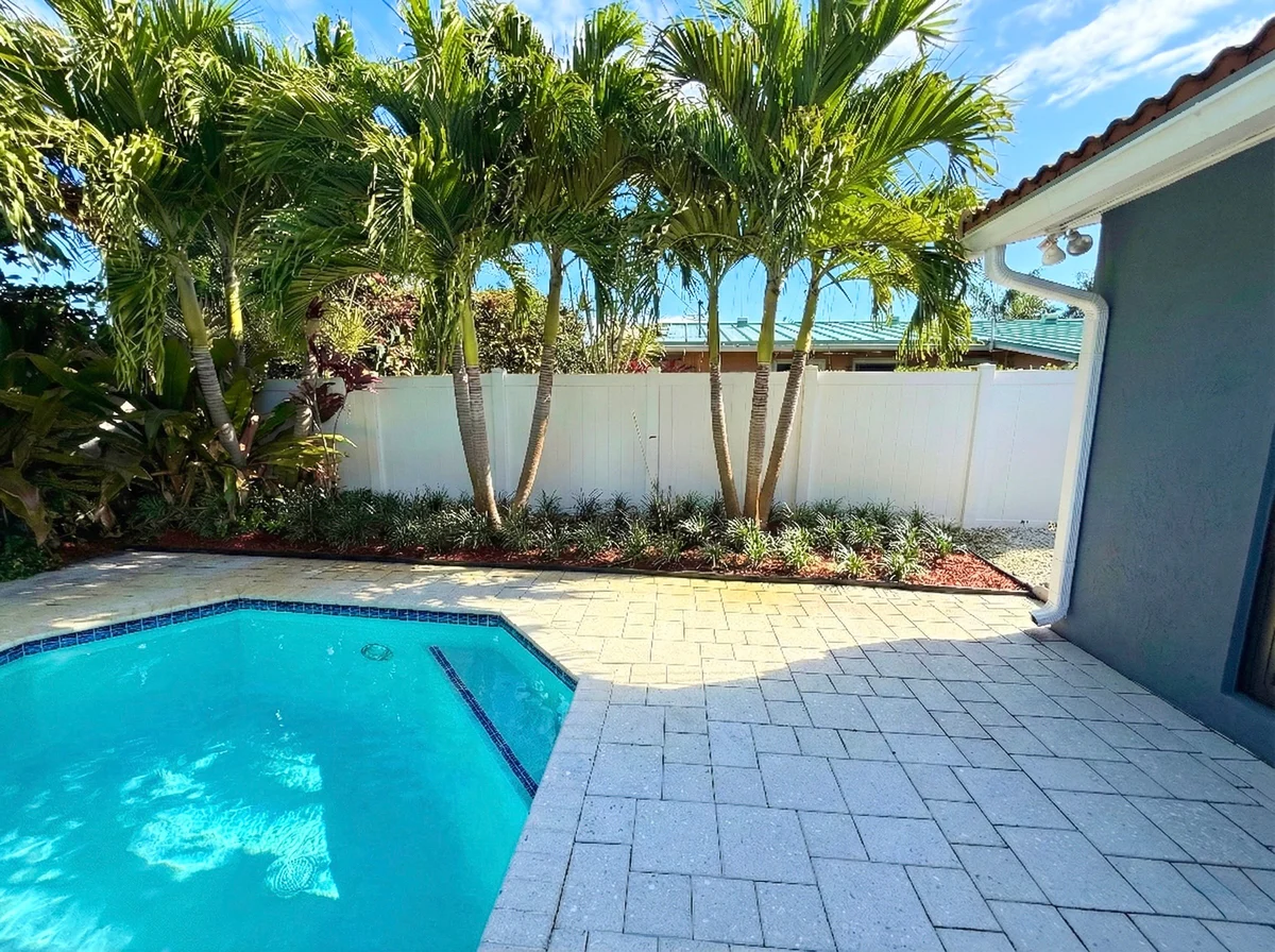 Wander Island City Retreat #39