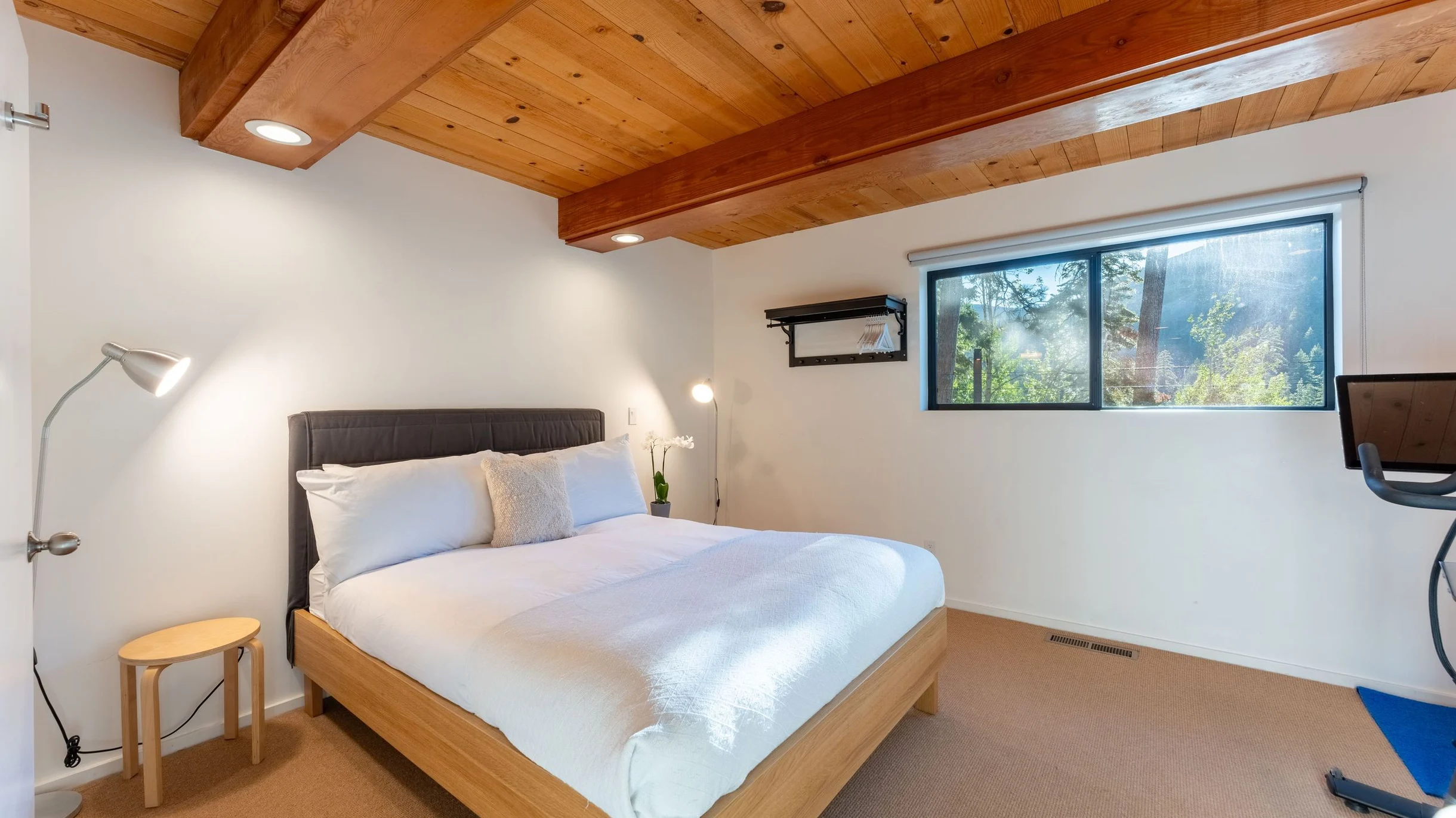 Wander Alpine Peaks Retreat #69