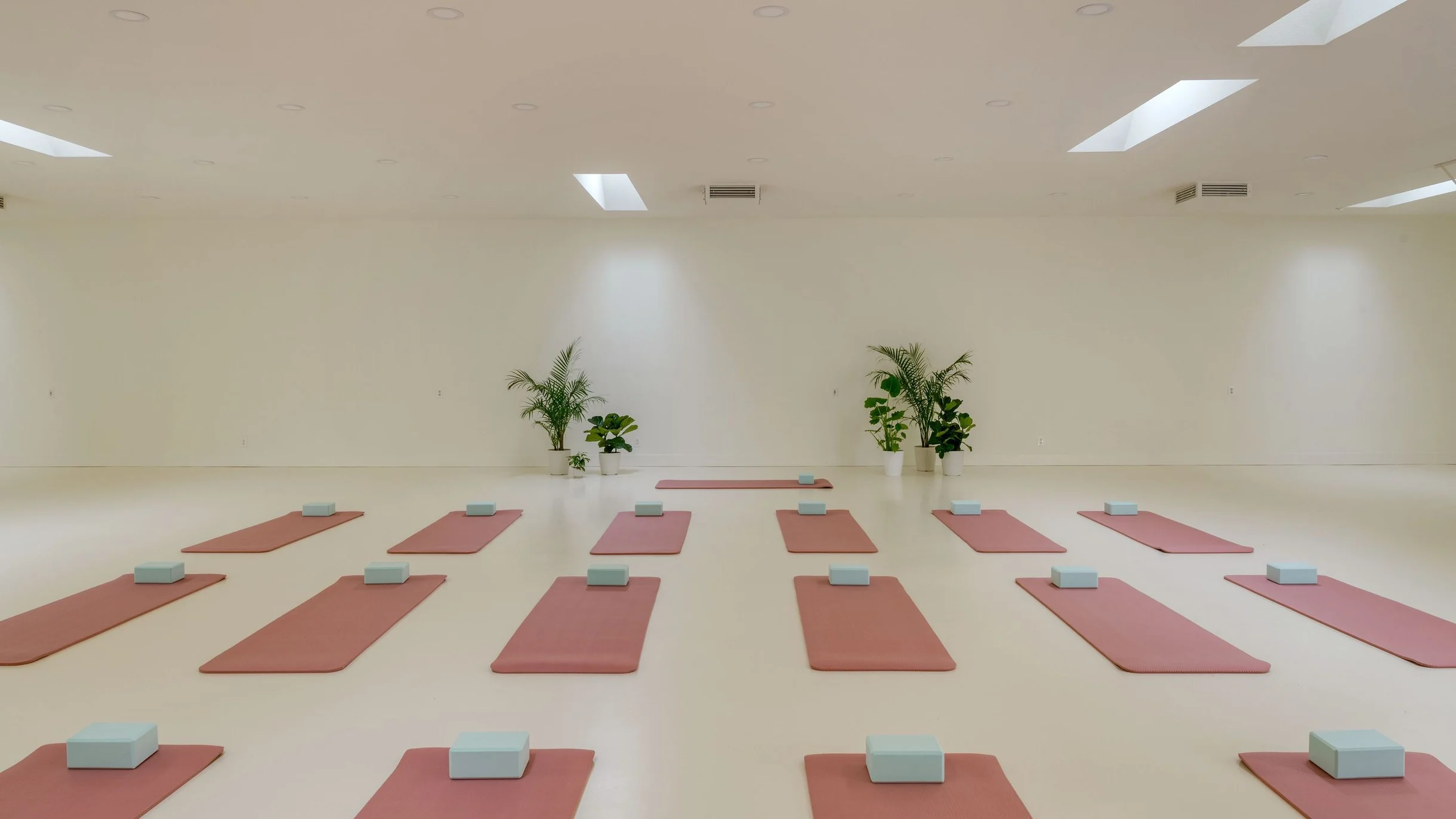 Wander Palm Springs Sands #166